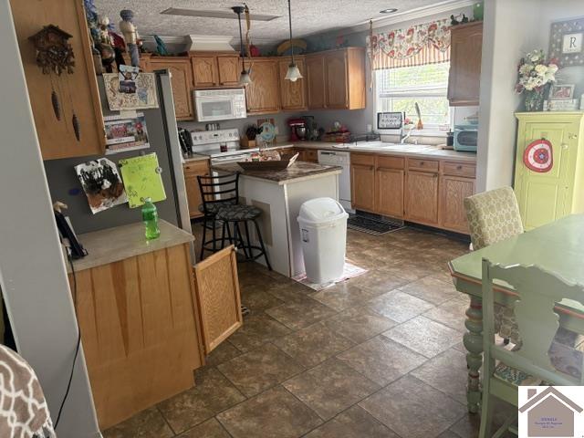 243 Washburn Rd Property Photo 7