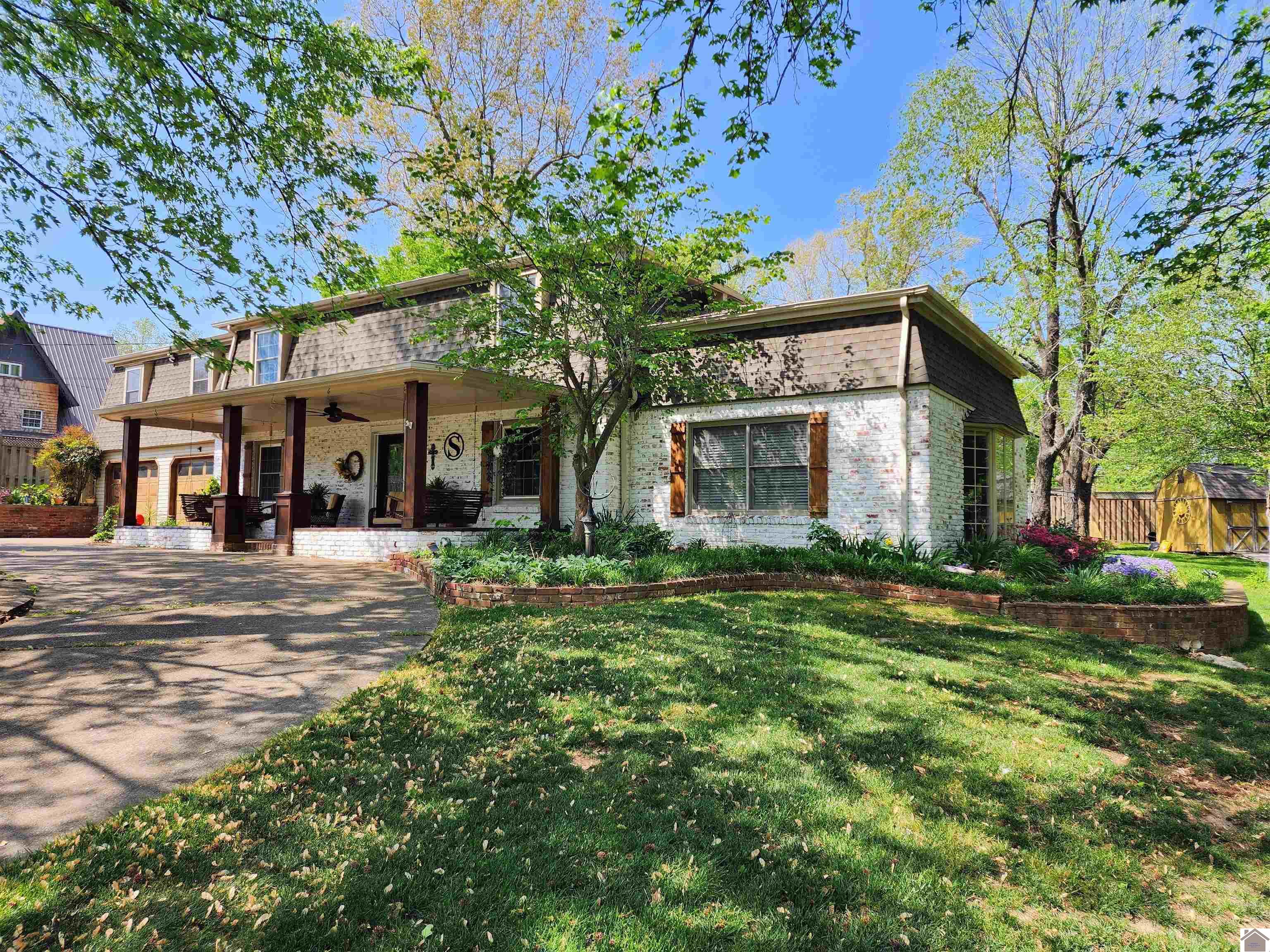 205 Forsythia Property Photo 2