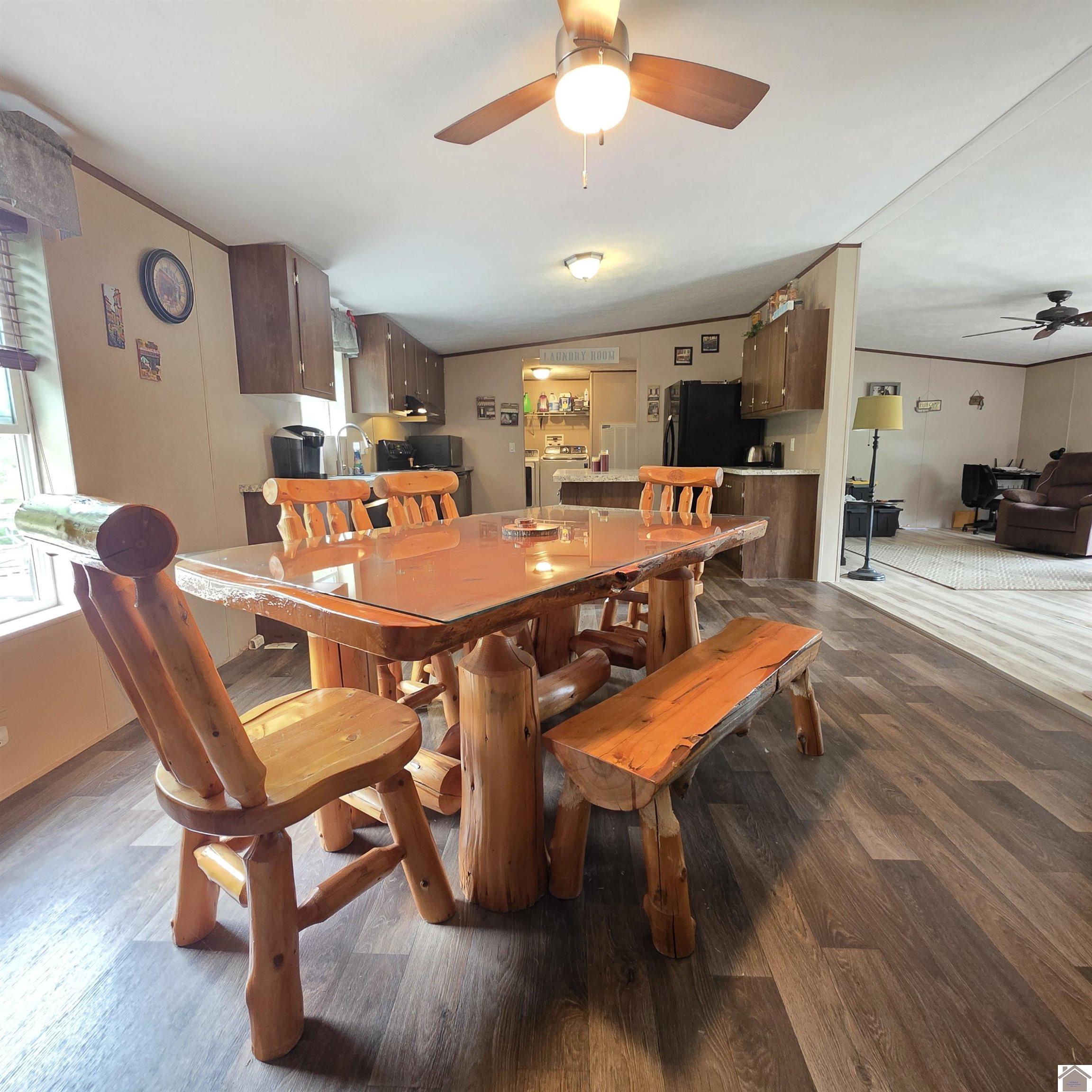 919 King Creek Property Photo 19