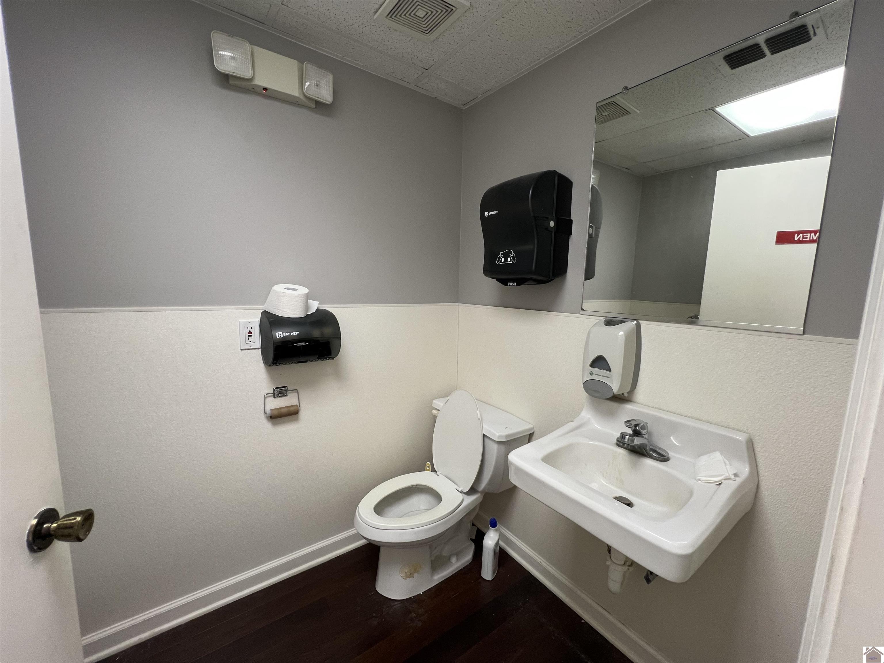 1002 Cuba Rd. Property Photo 50