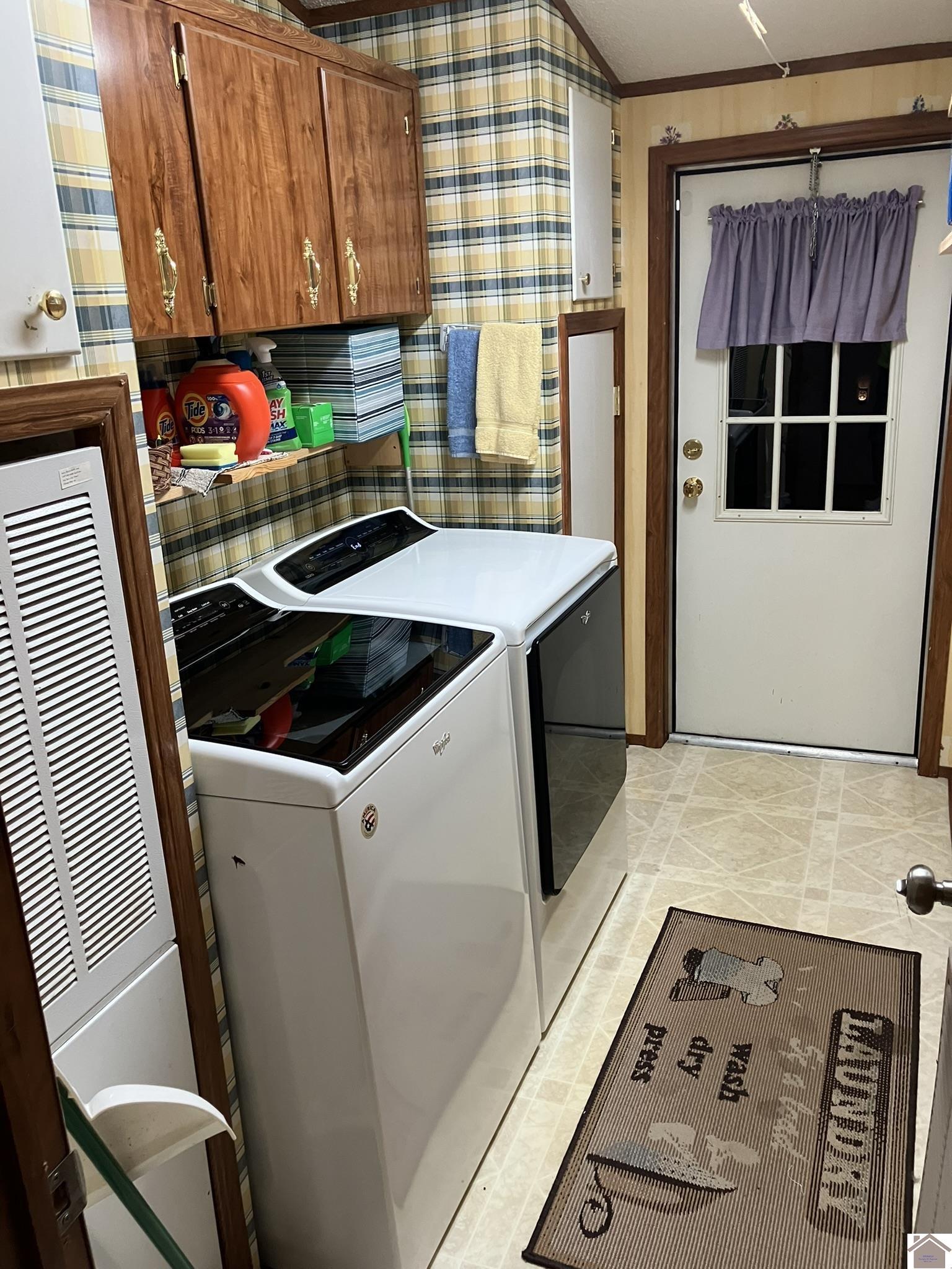 122 Breezy Loop Property Photo 12