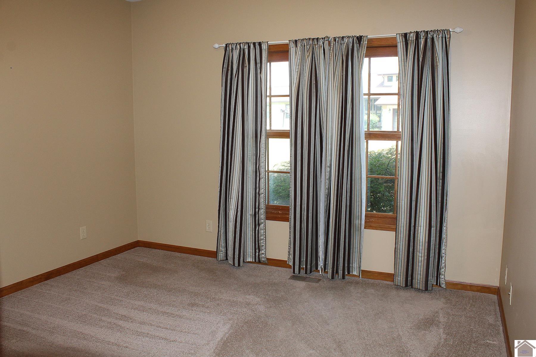 267 Sun Hill Circle Property Photo 15