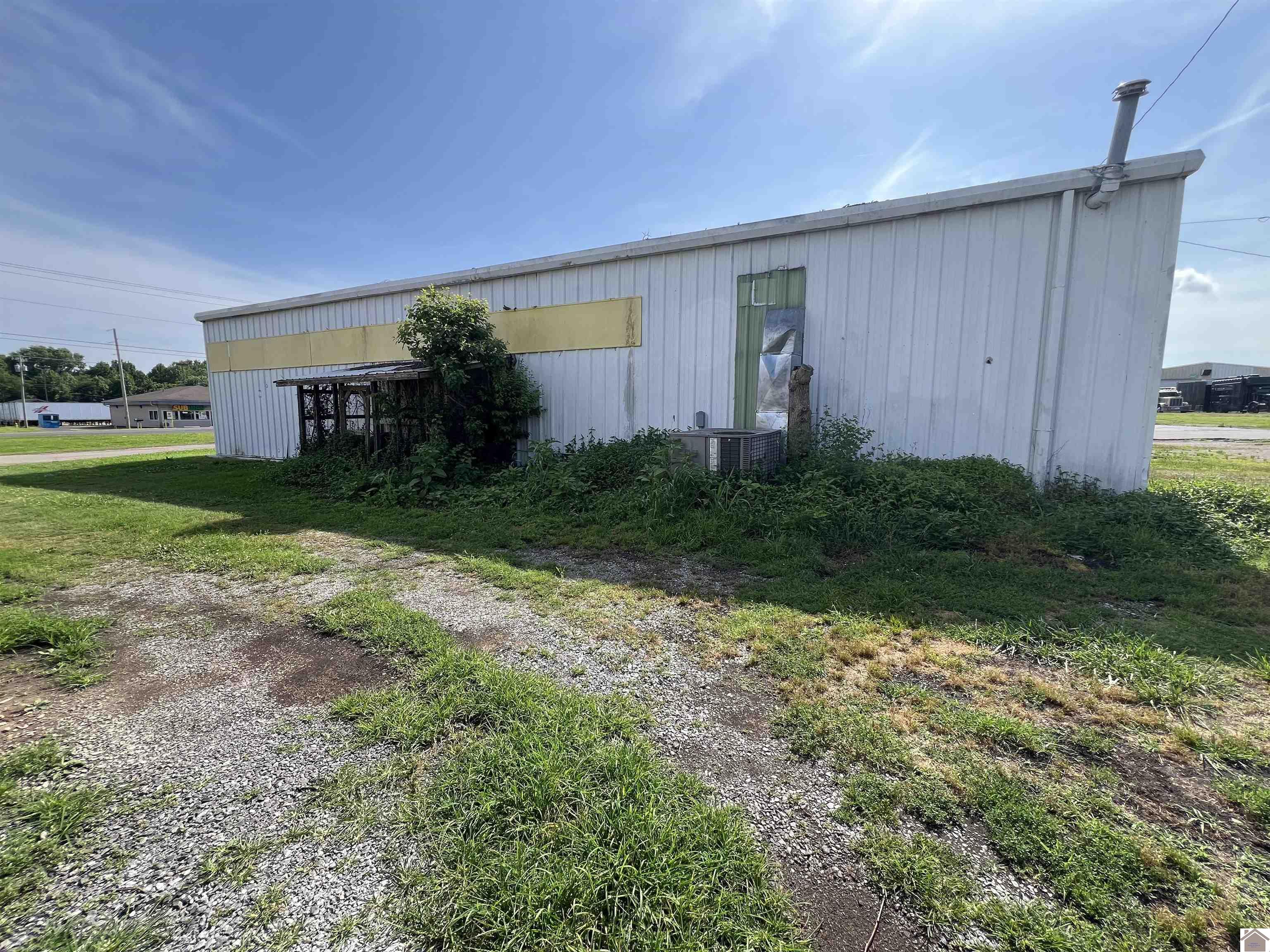 504 N Highland Drive Property Photo 26