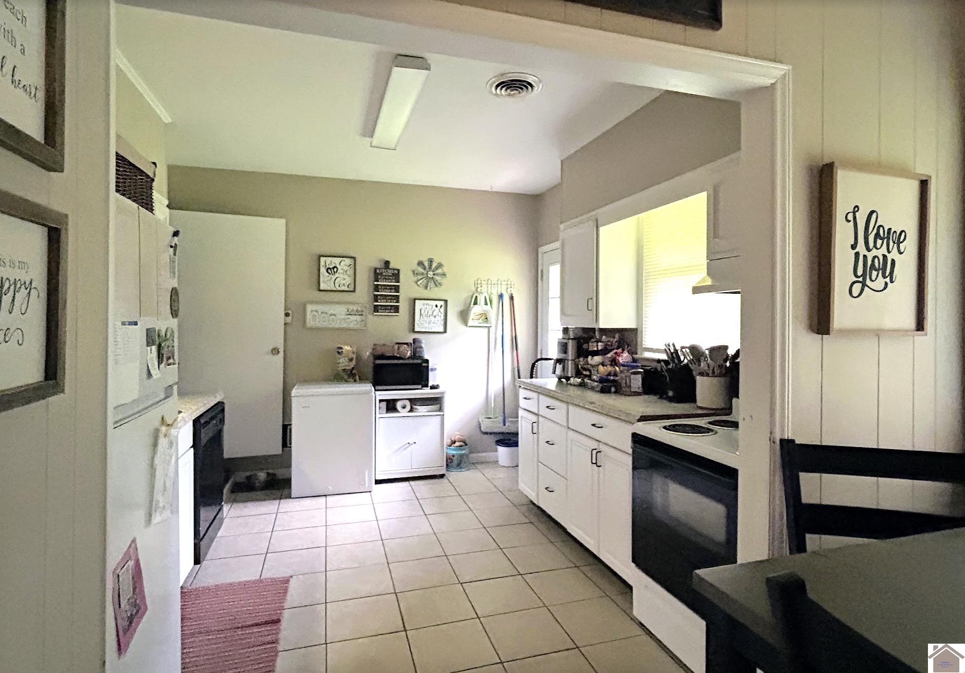 190/192 Pecan Court Property Photo 10