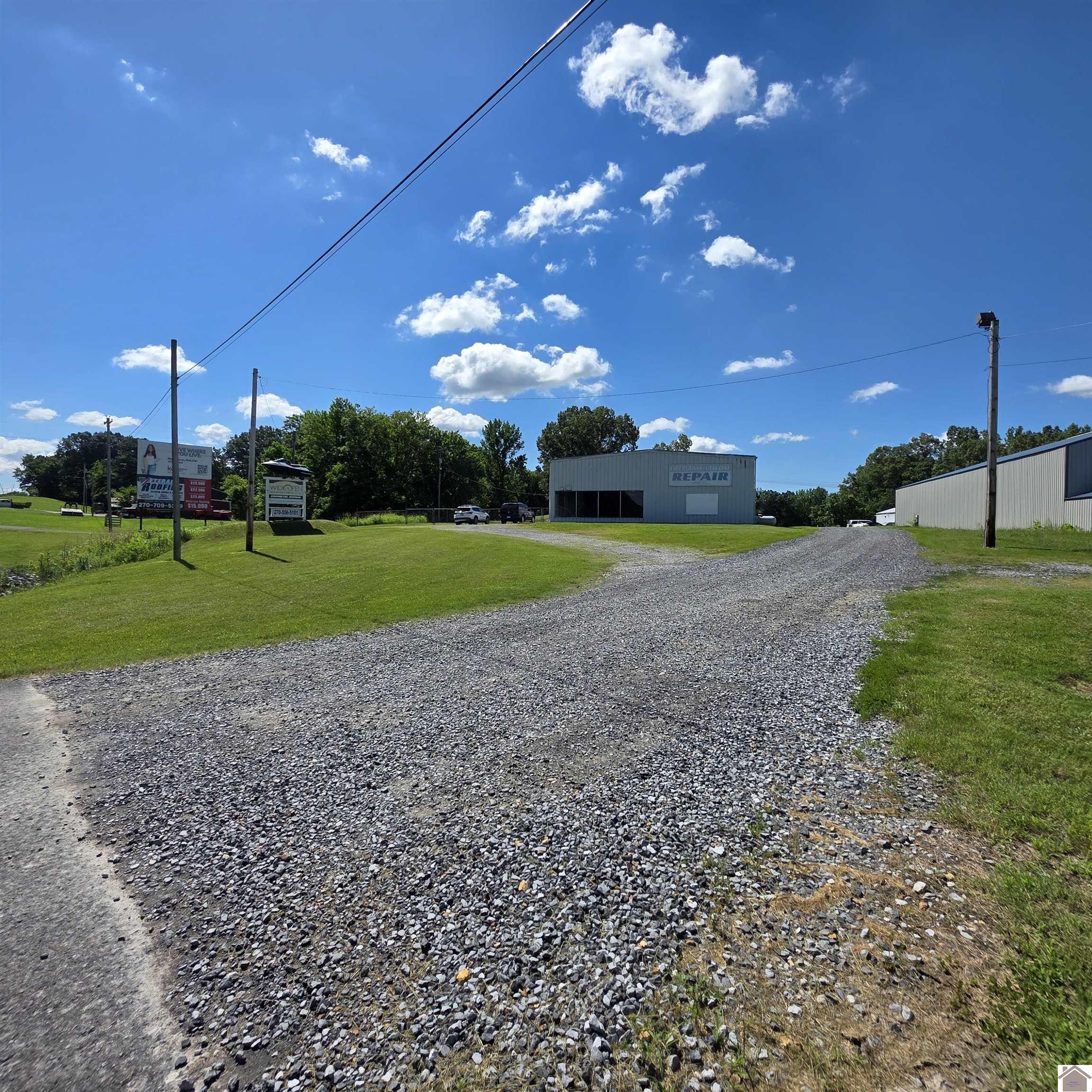 8975 Us Hwy 62 Property Photo 14