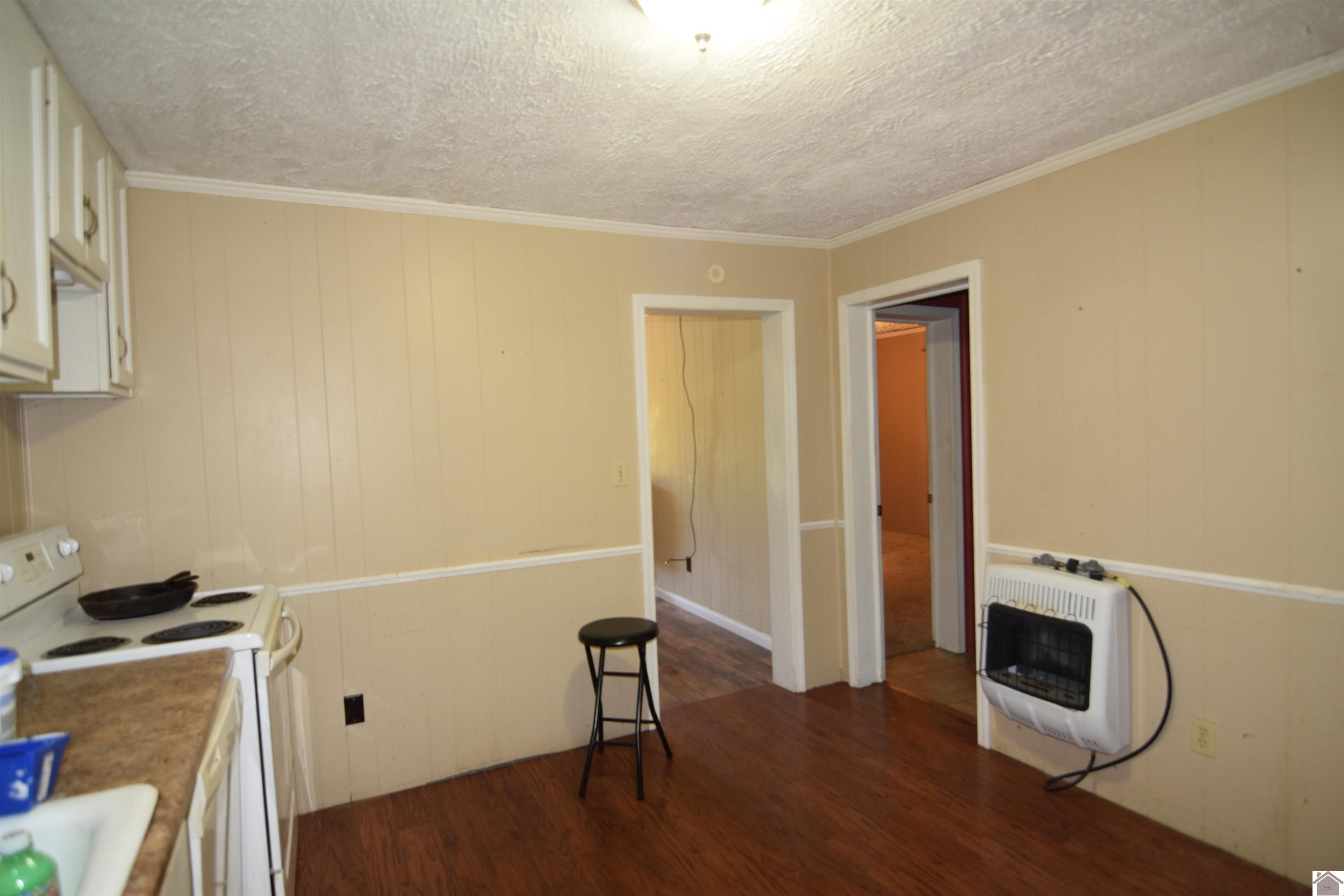 845 S County Line Road Property Photo 24