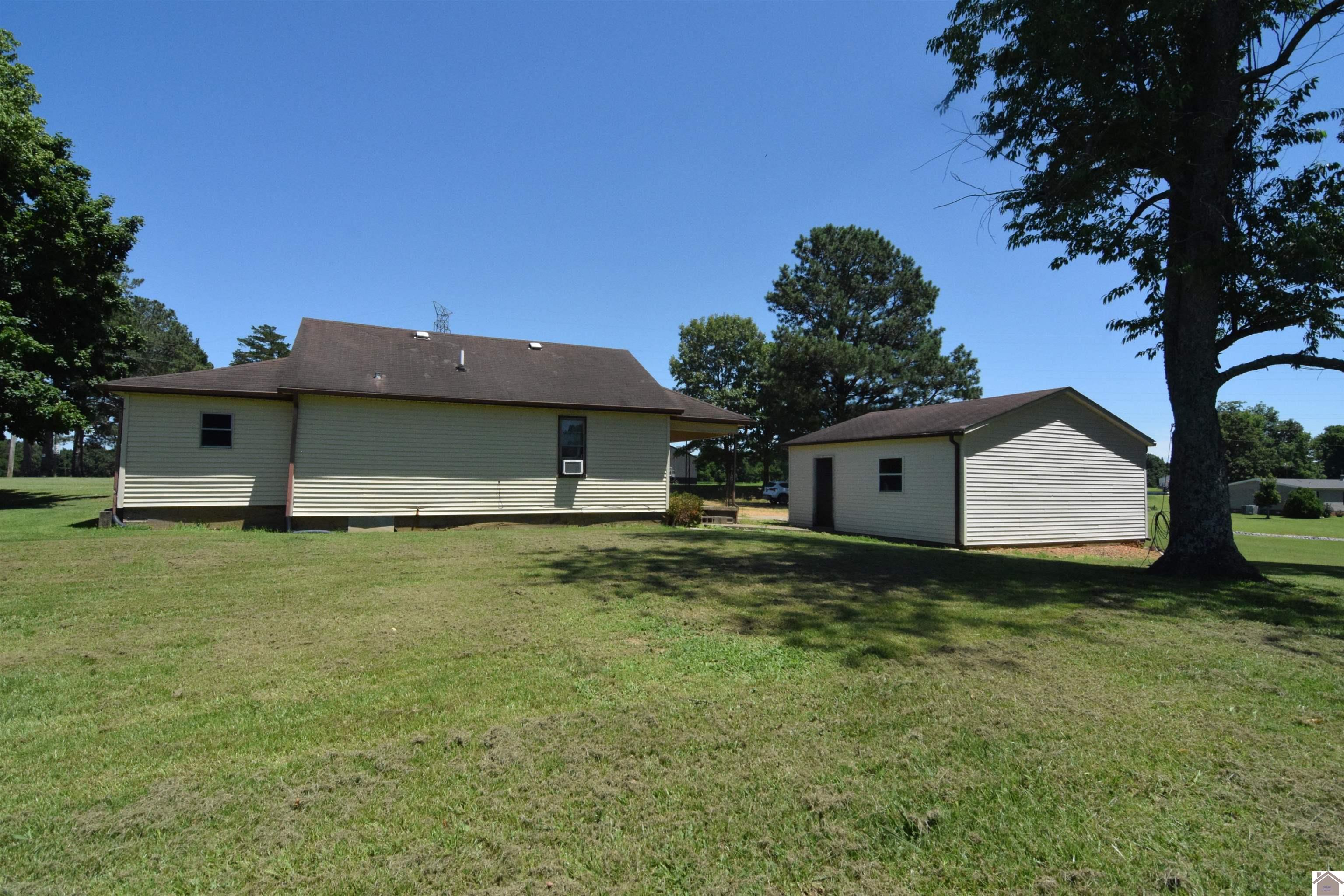 845 S County Line Road Property Photo 29