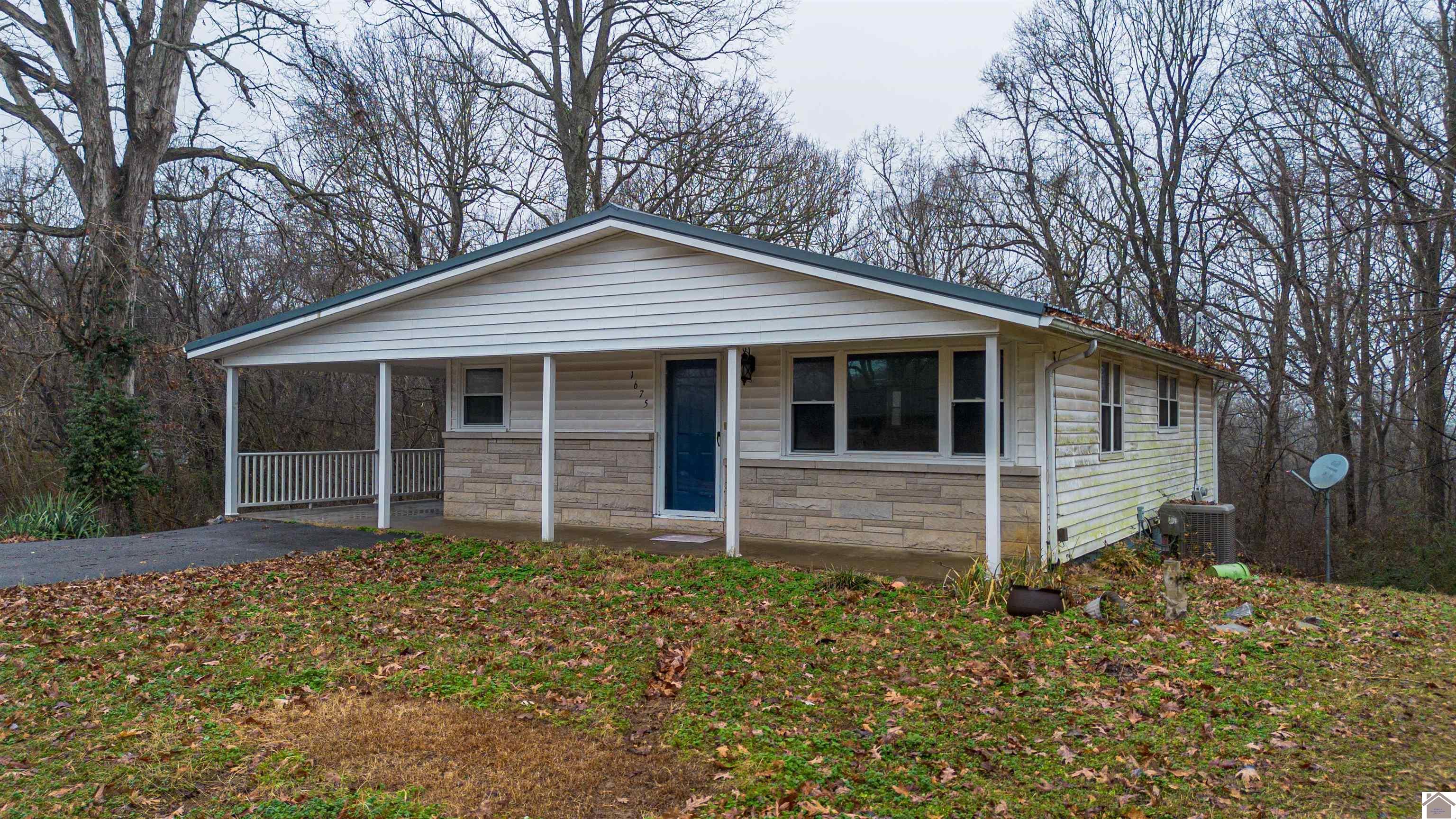 1675 Ridge Rd Property Photo 1