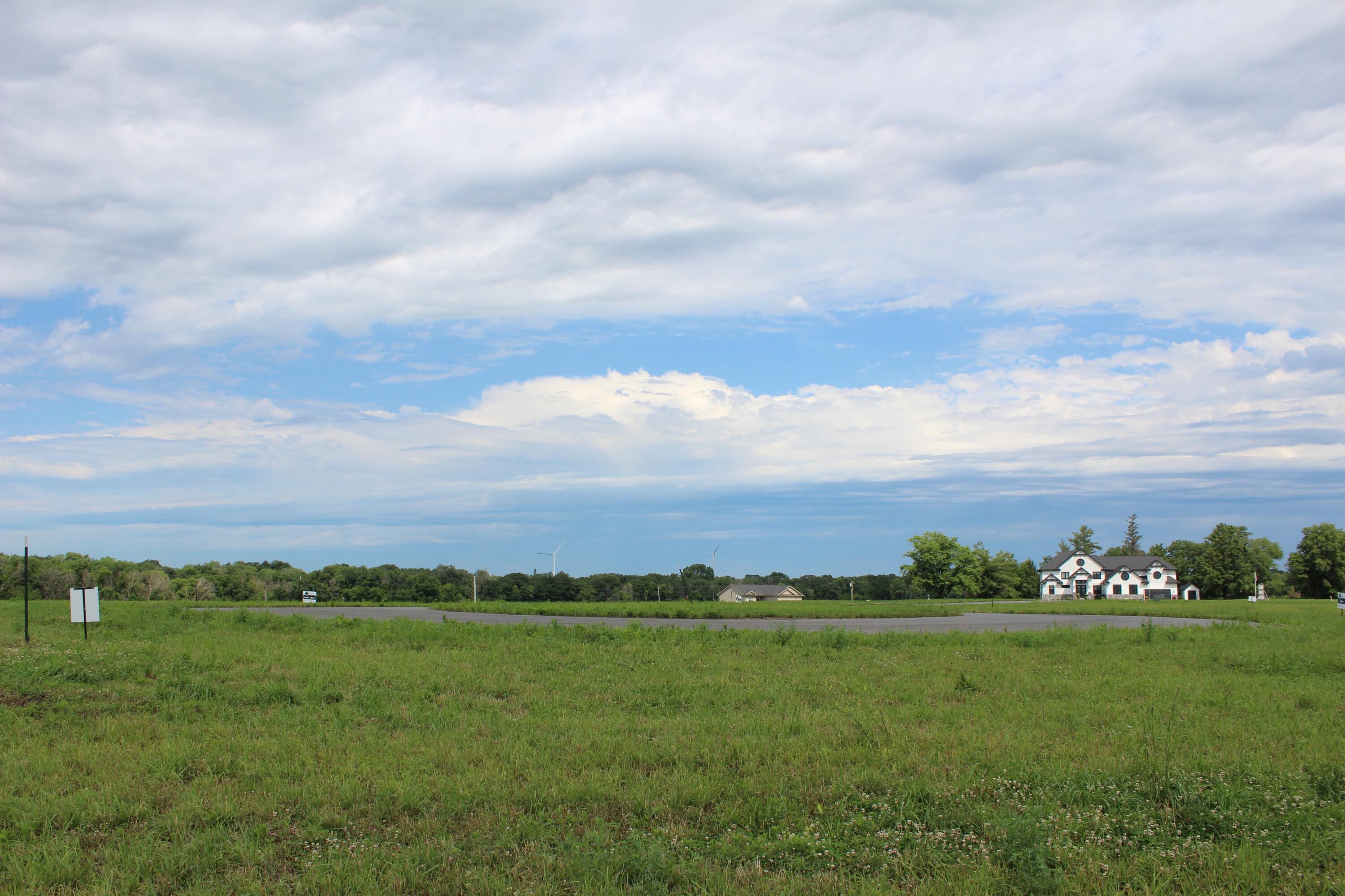 1627 Magnolia Place Property Photo 2