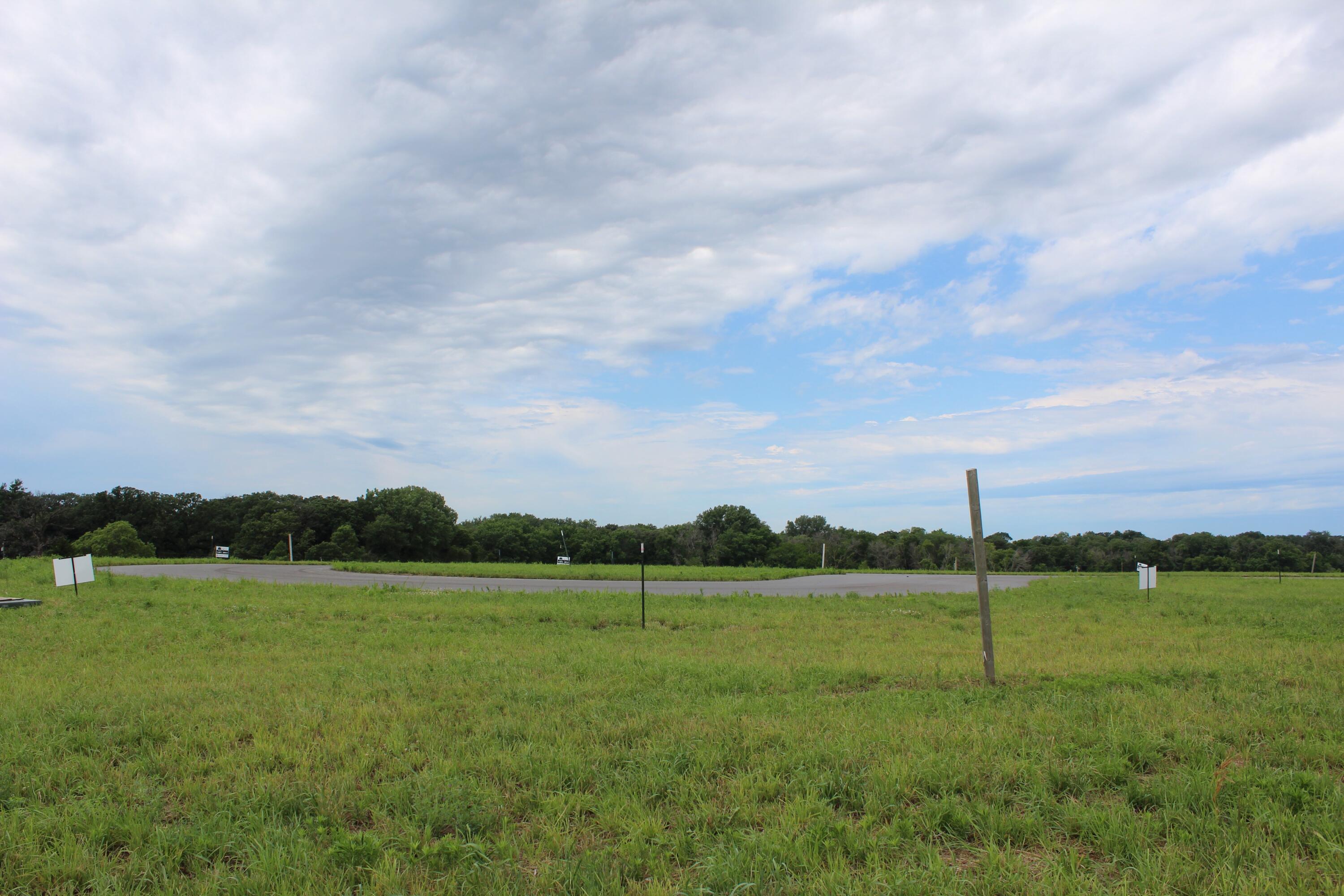 1623 Magnolia Place Property Photo 2