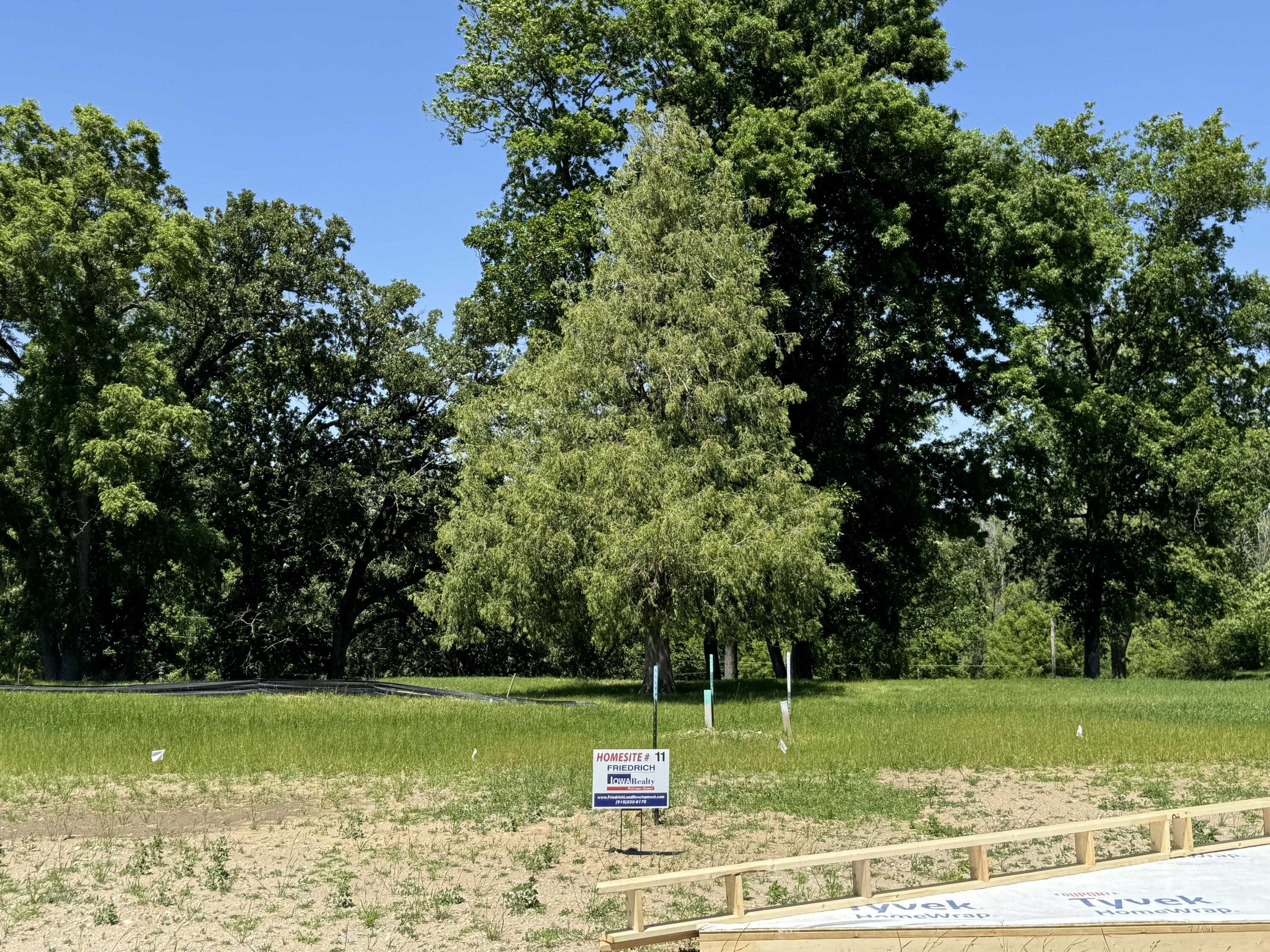 Academy Circle Property Photo 5