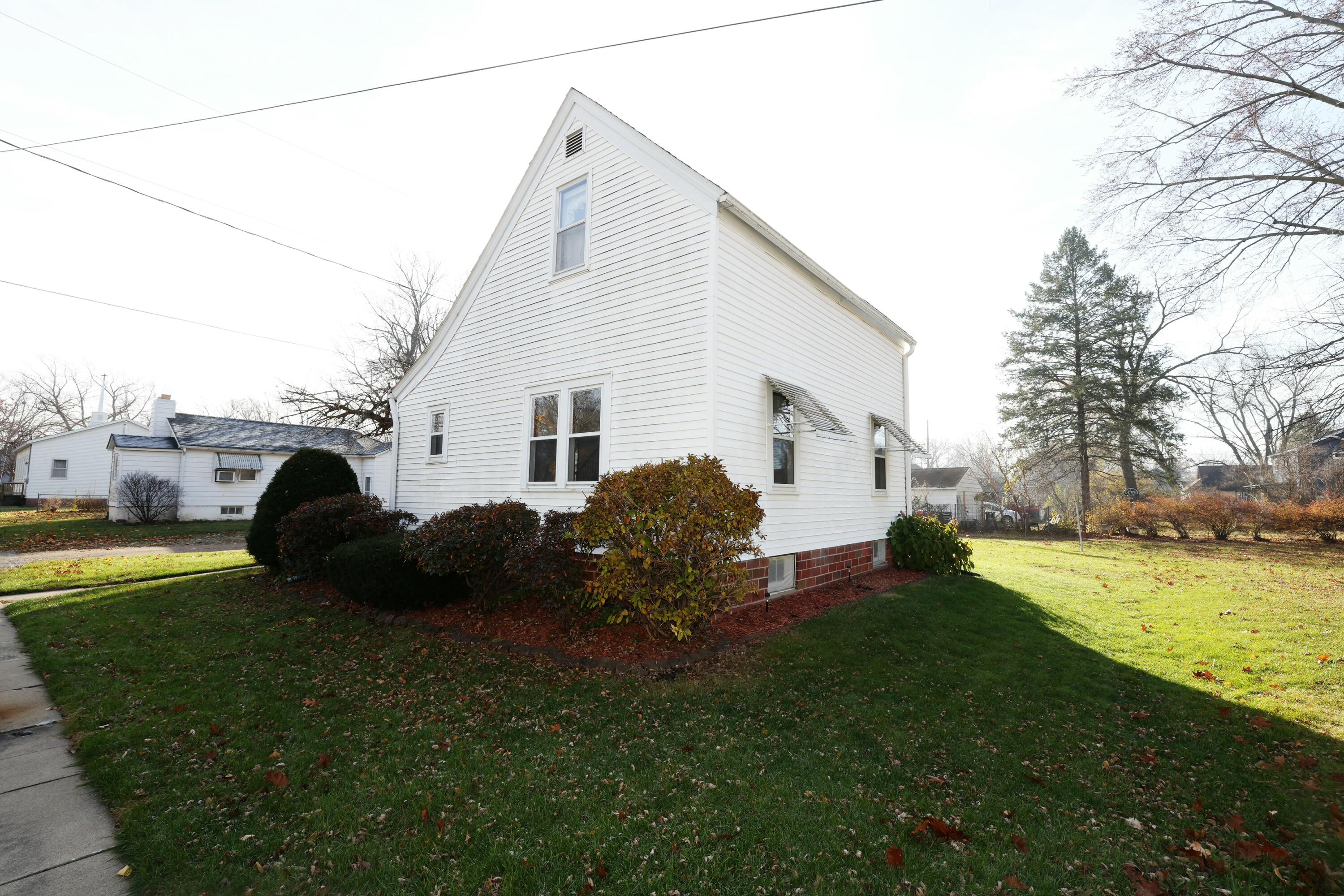 816 15th Street Property Photo 3