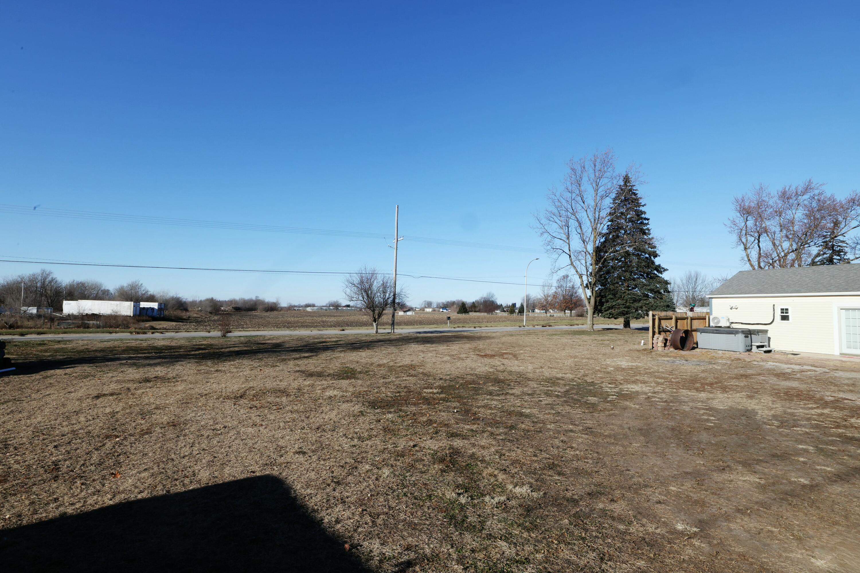 1228 Division Street Property Photo 8