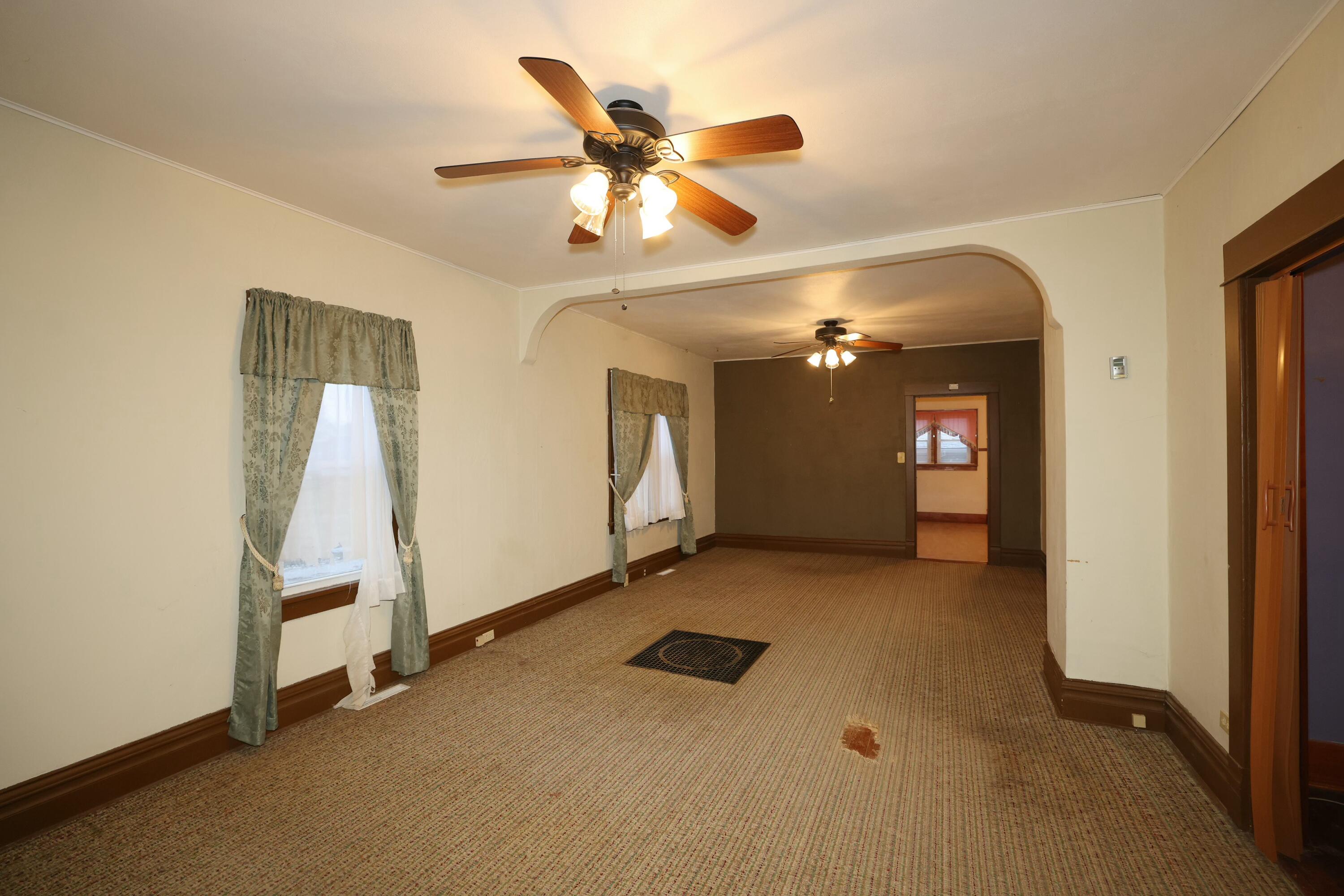 314 N 1st Street Property Photo 8
