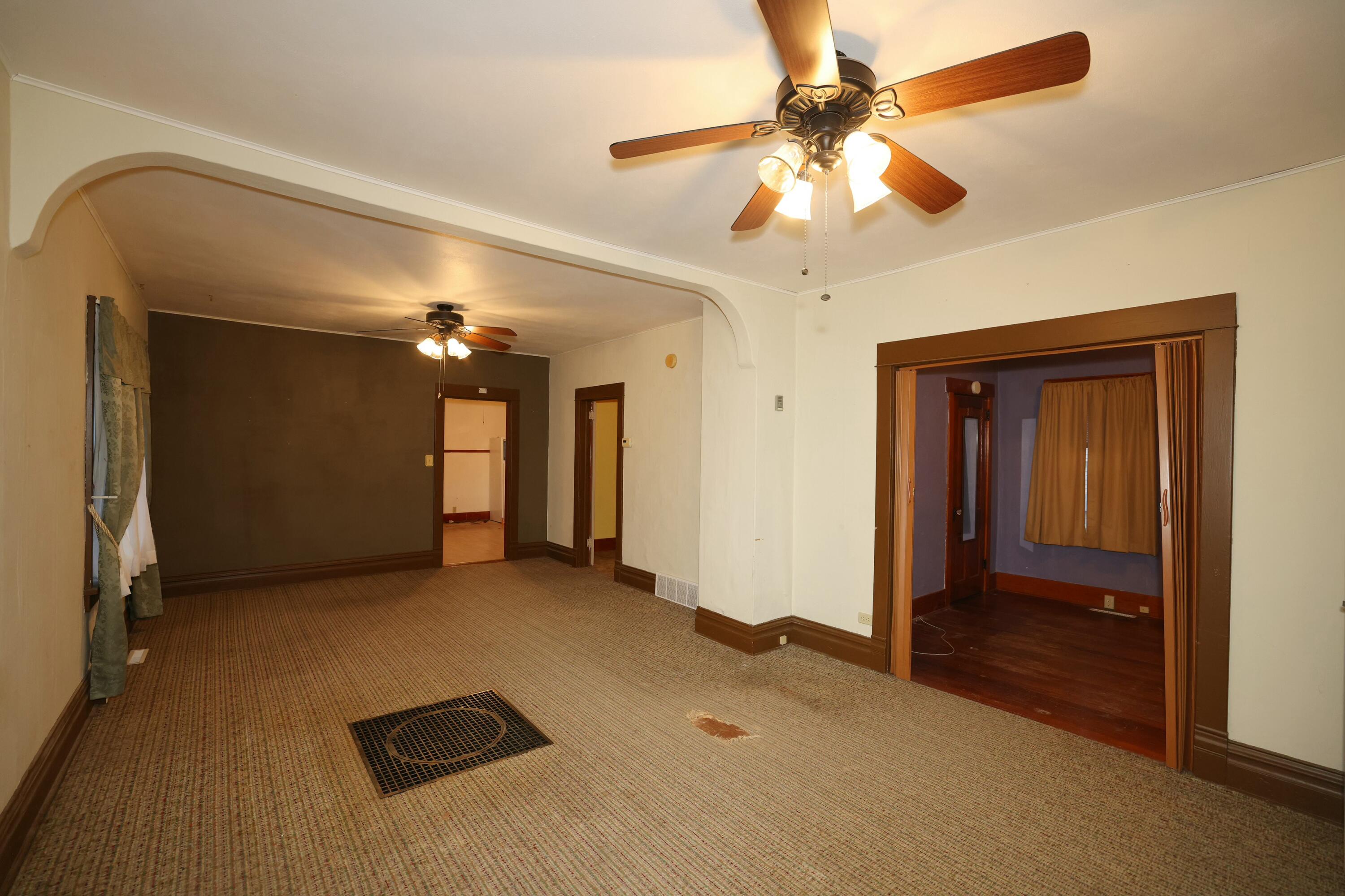 314 N 1st Street Property Photo 9