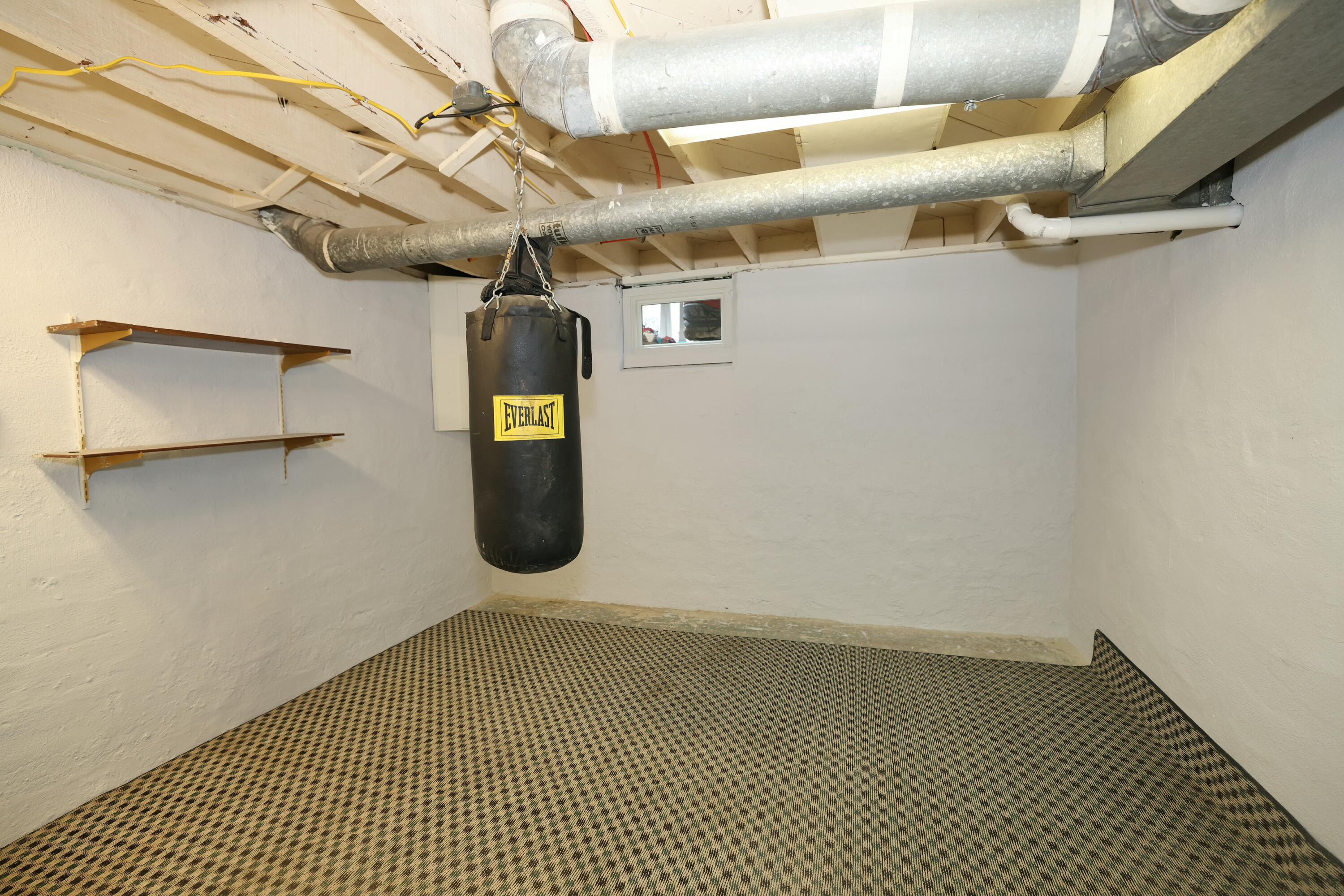 228 S Marshall Street Property Photo 18
