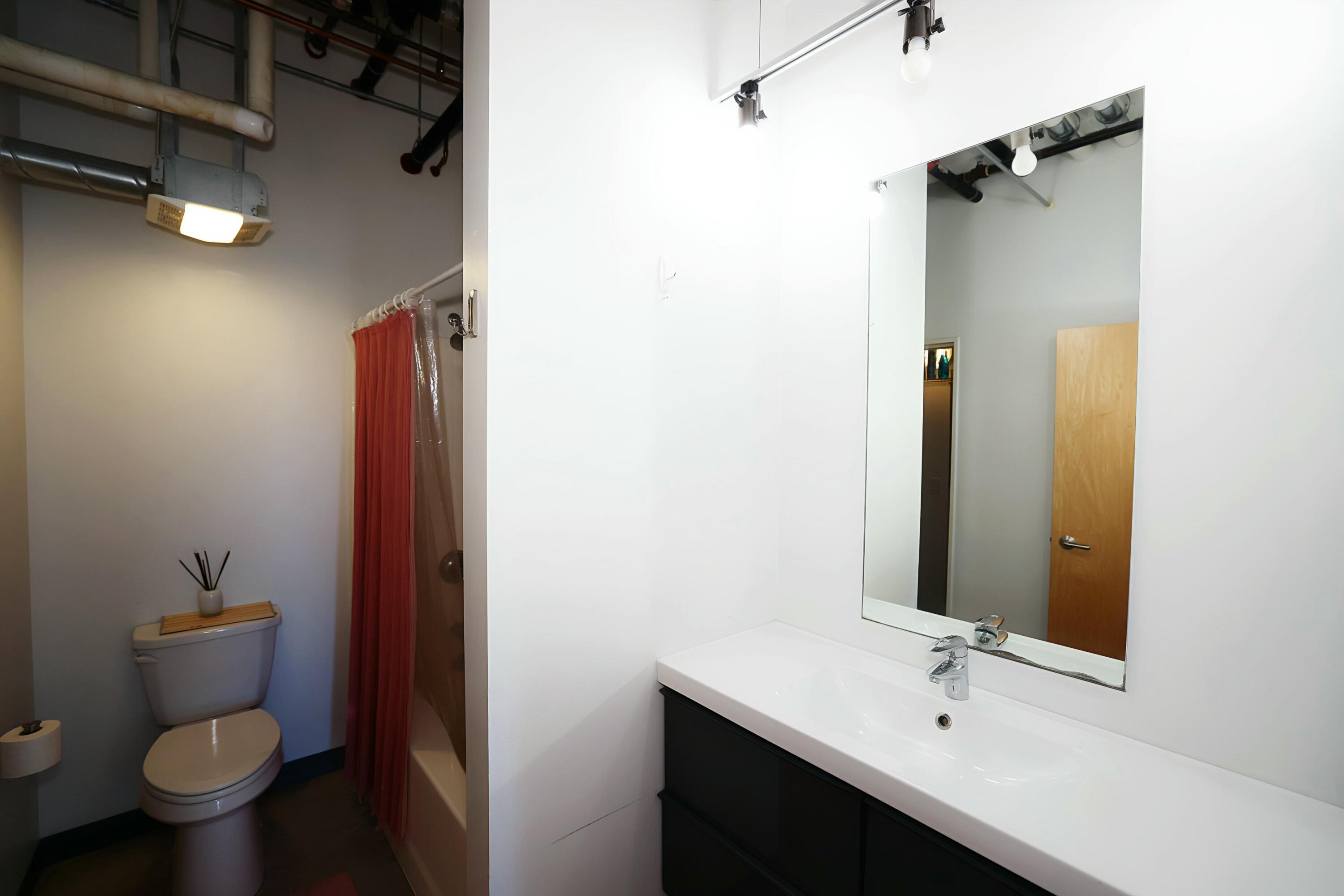 120 Sw 5th St. Street 604 Property Photo 18
