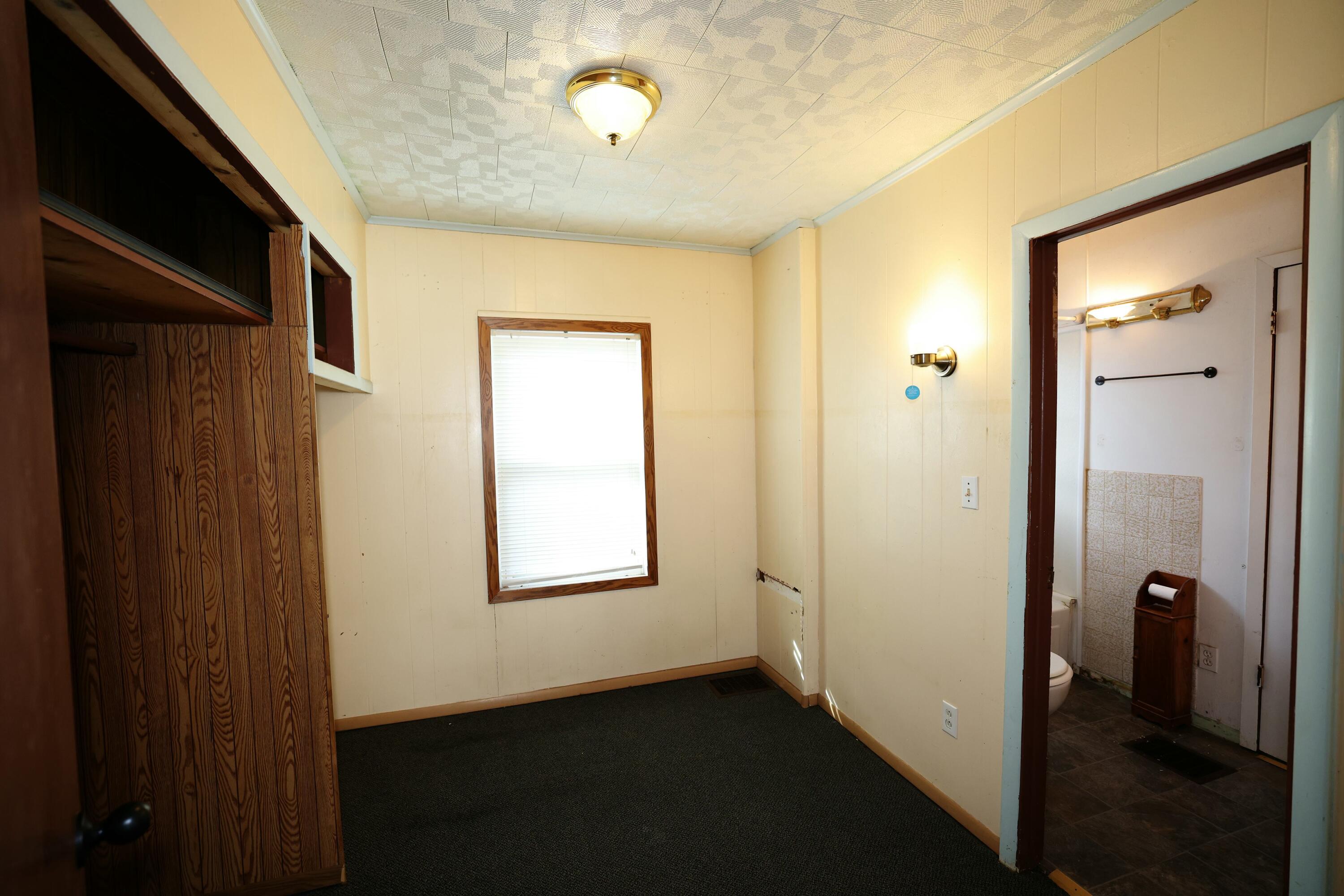 126 10th Street Property Photo 9