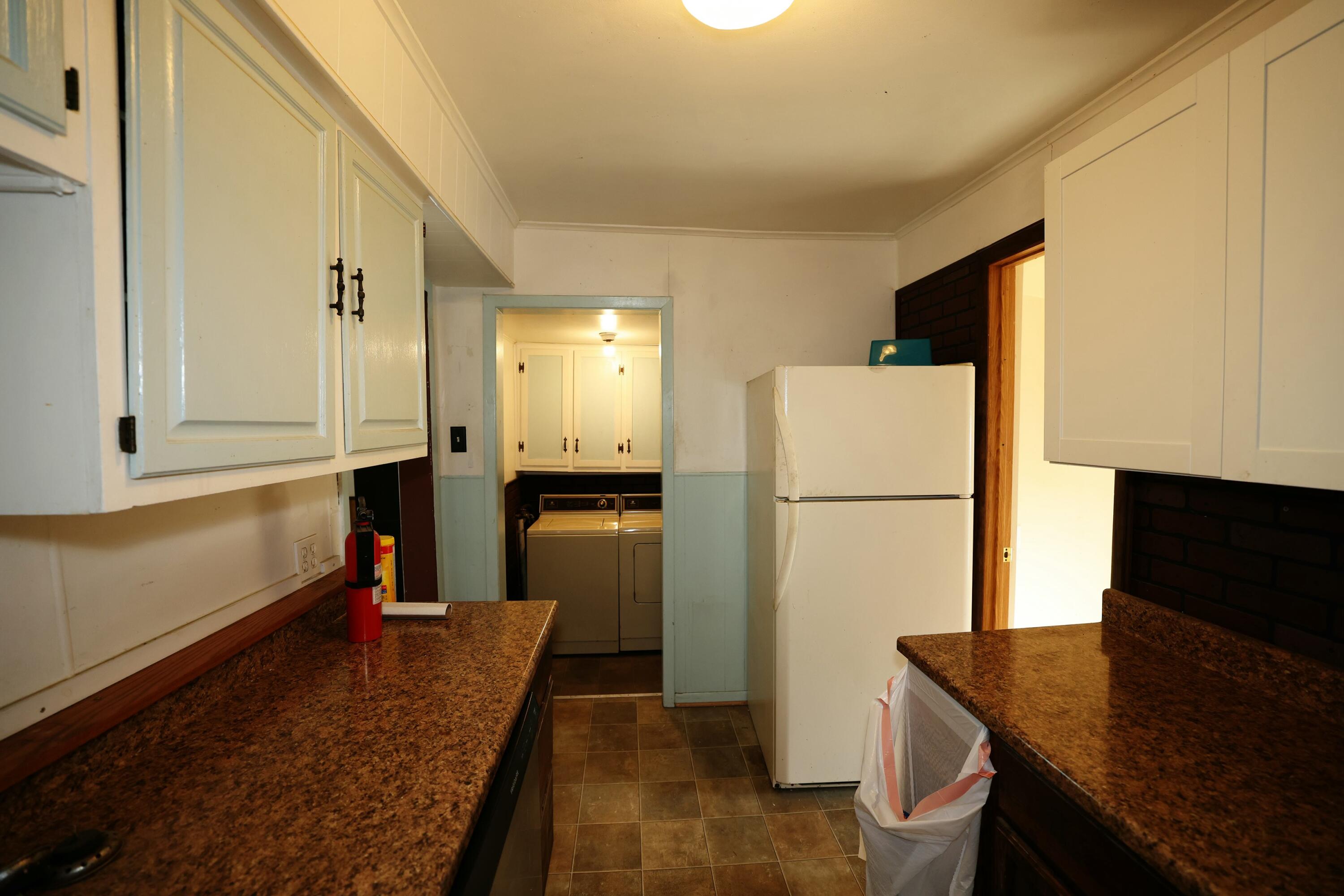 126 10th Street Property Photo 12