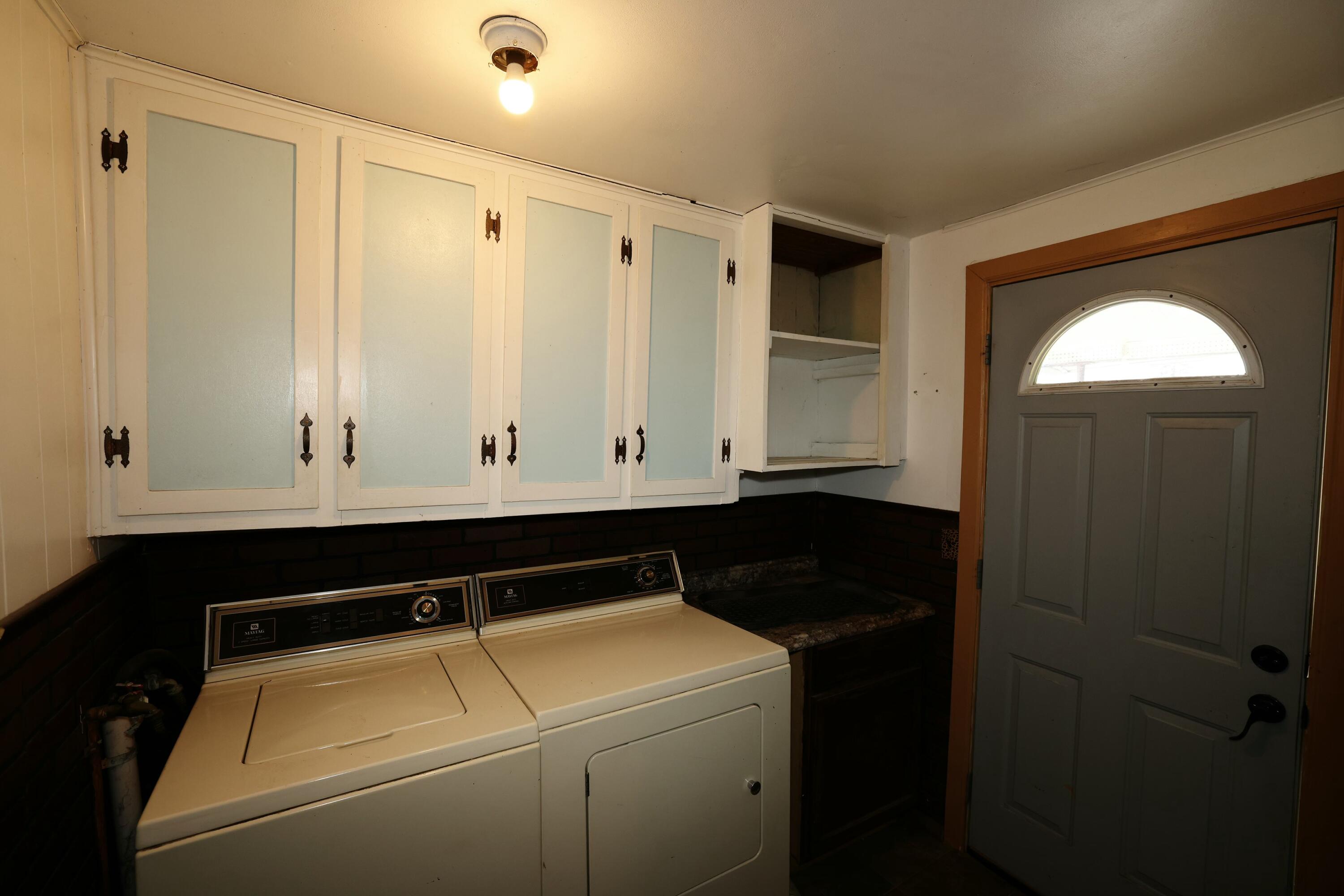 126 10th Street Property Photo 14