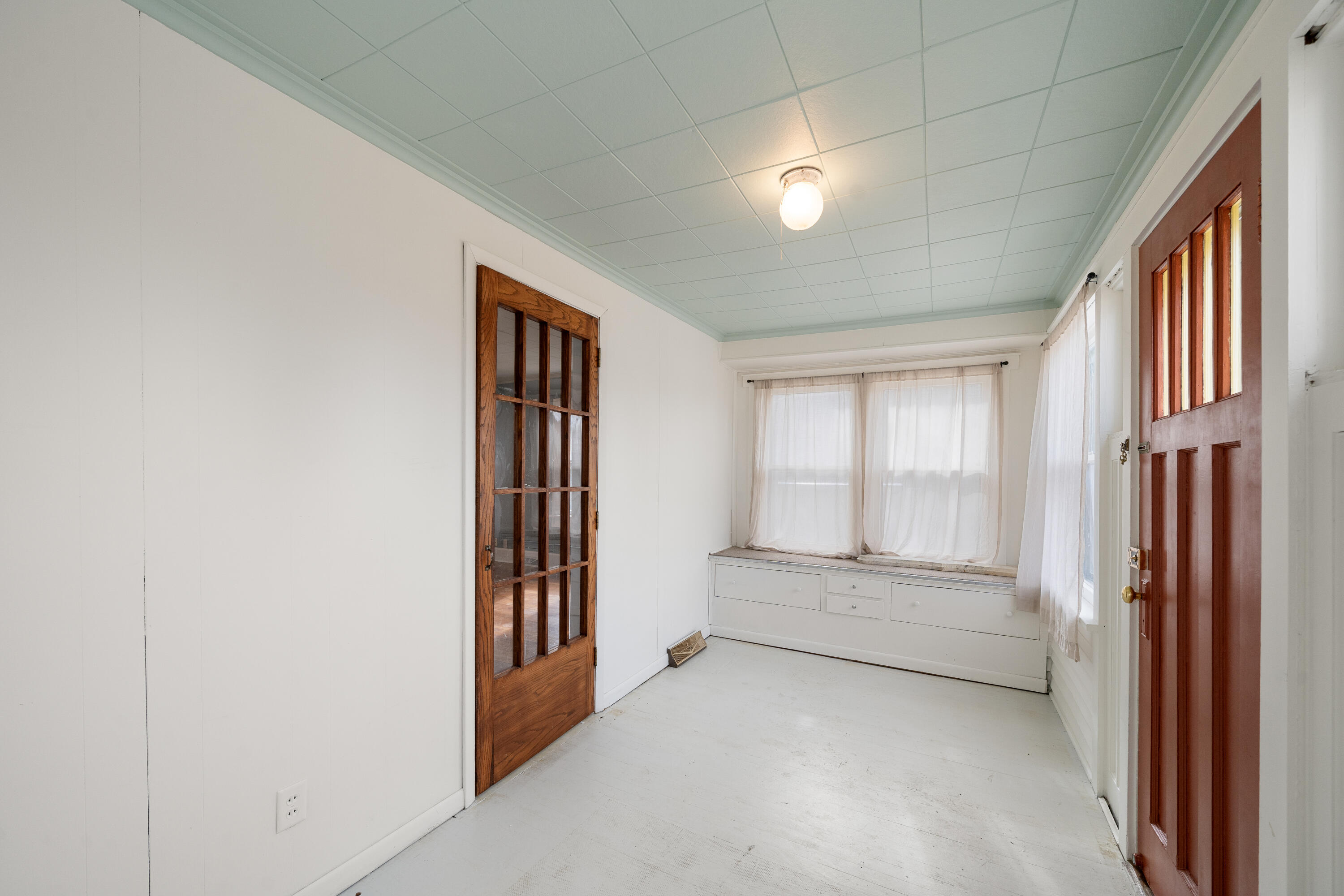 245 58th Street Property Photo 3
