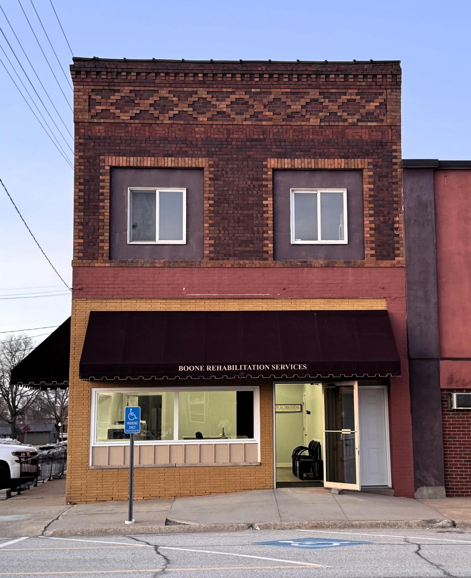 245 W Walnut Street Property Photo