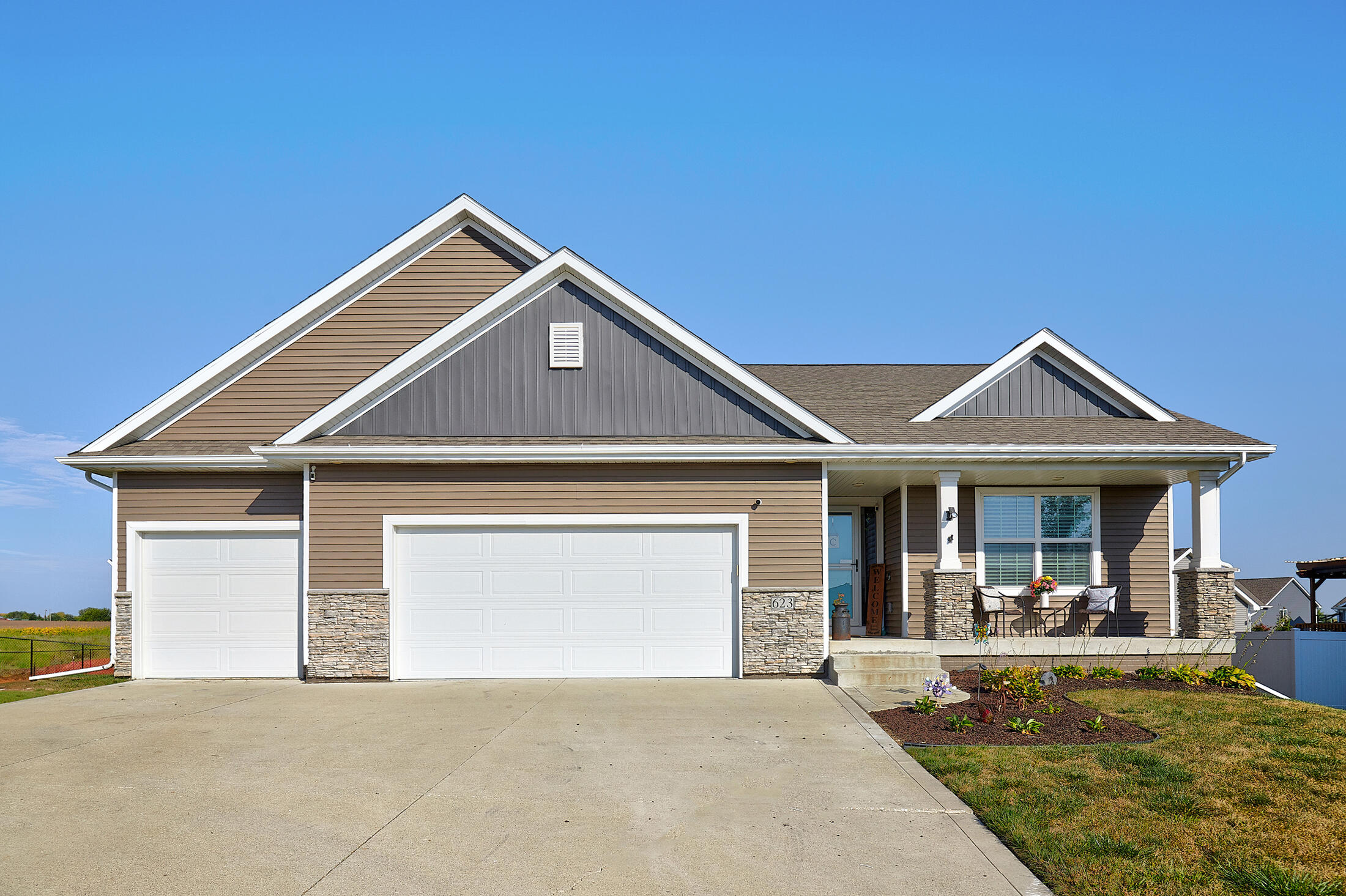 623 Mallard Court Property Photo