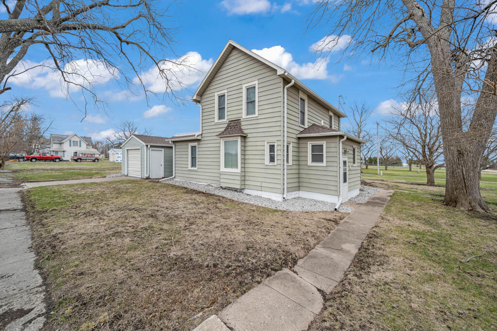 308 Pine Street Property Photo