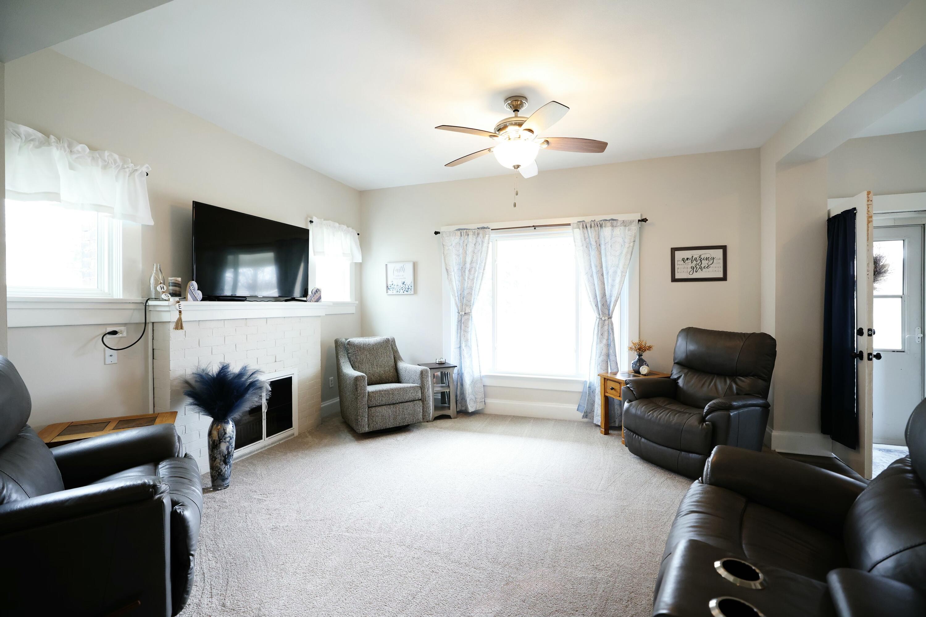 921 13th Street Property Photo 6