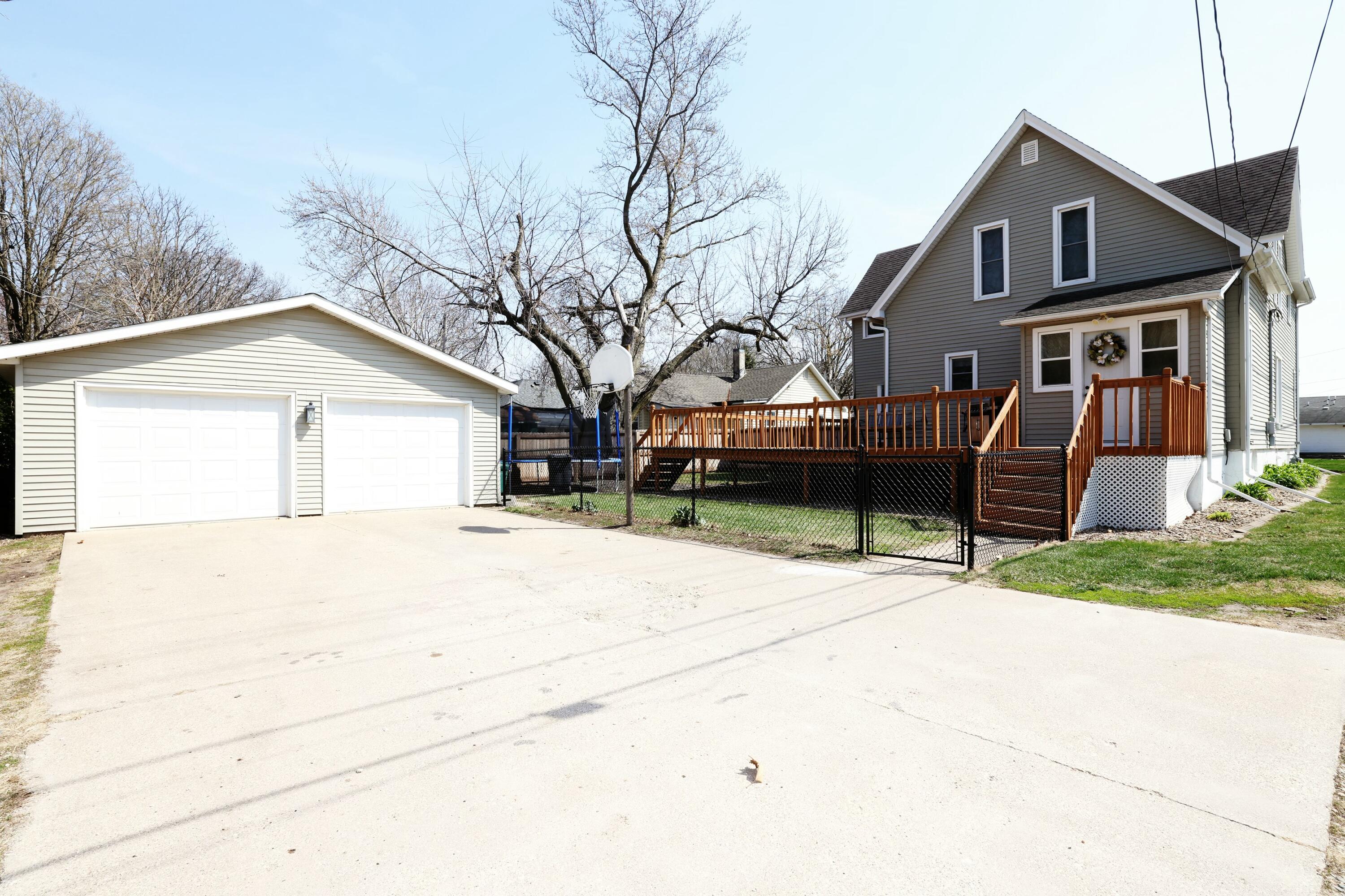 921 13th Street Property Photo 35