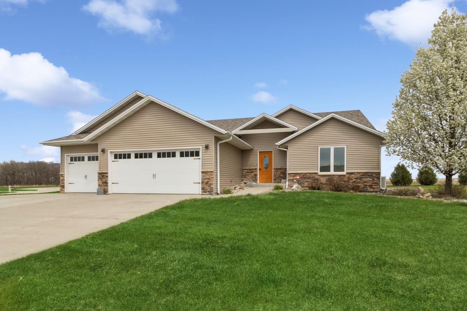 25440 Wild Rose Court Property Photo