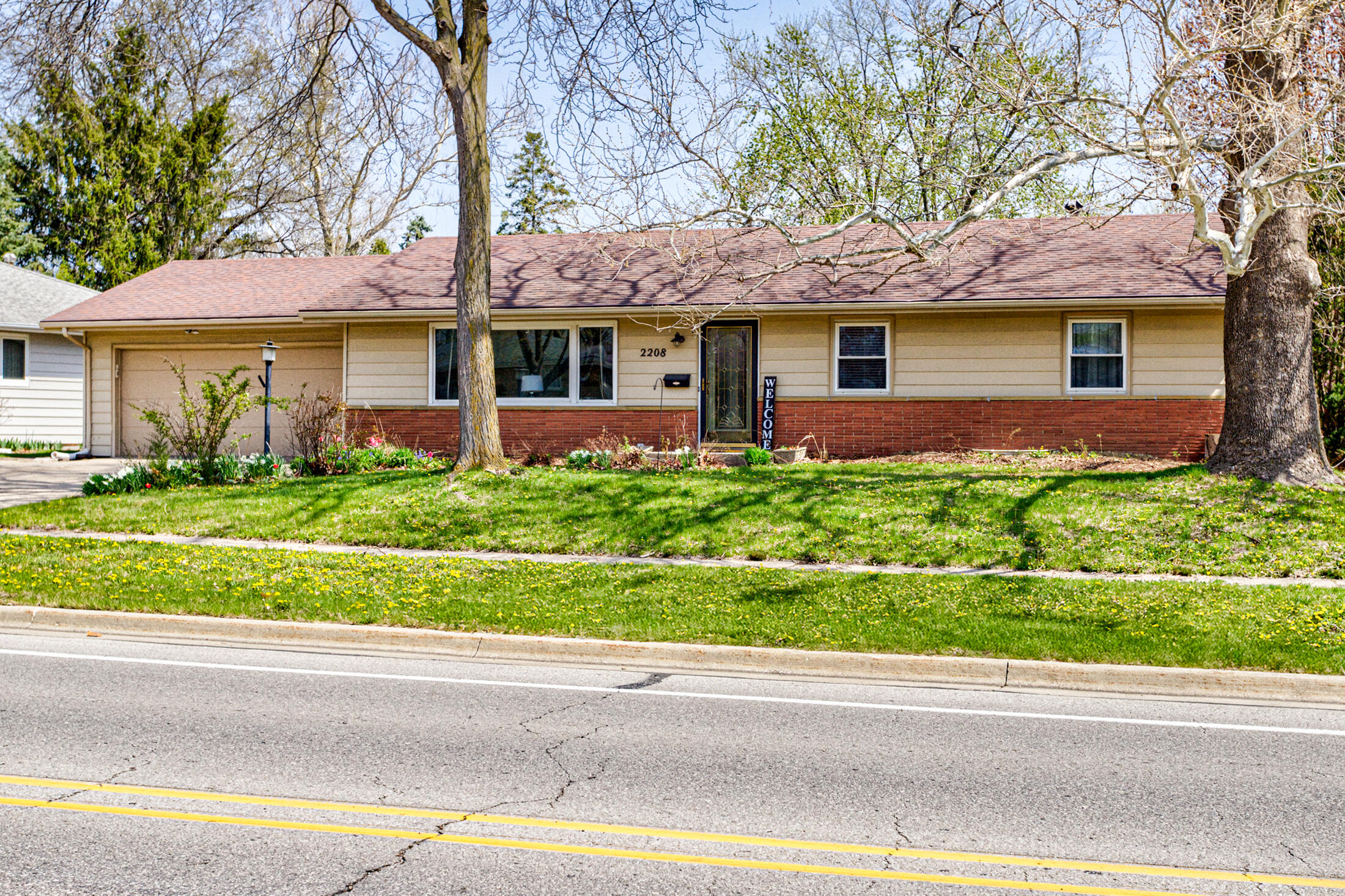 2208 Duff Avenue Property Photo