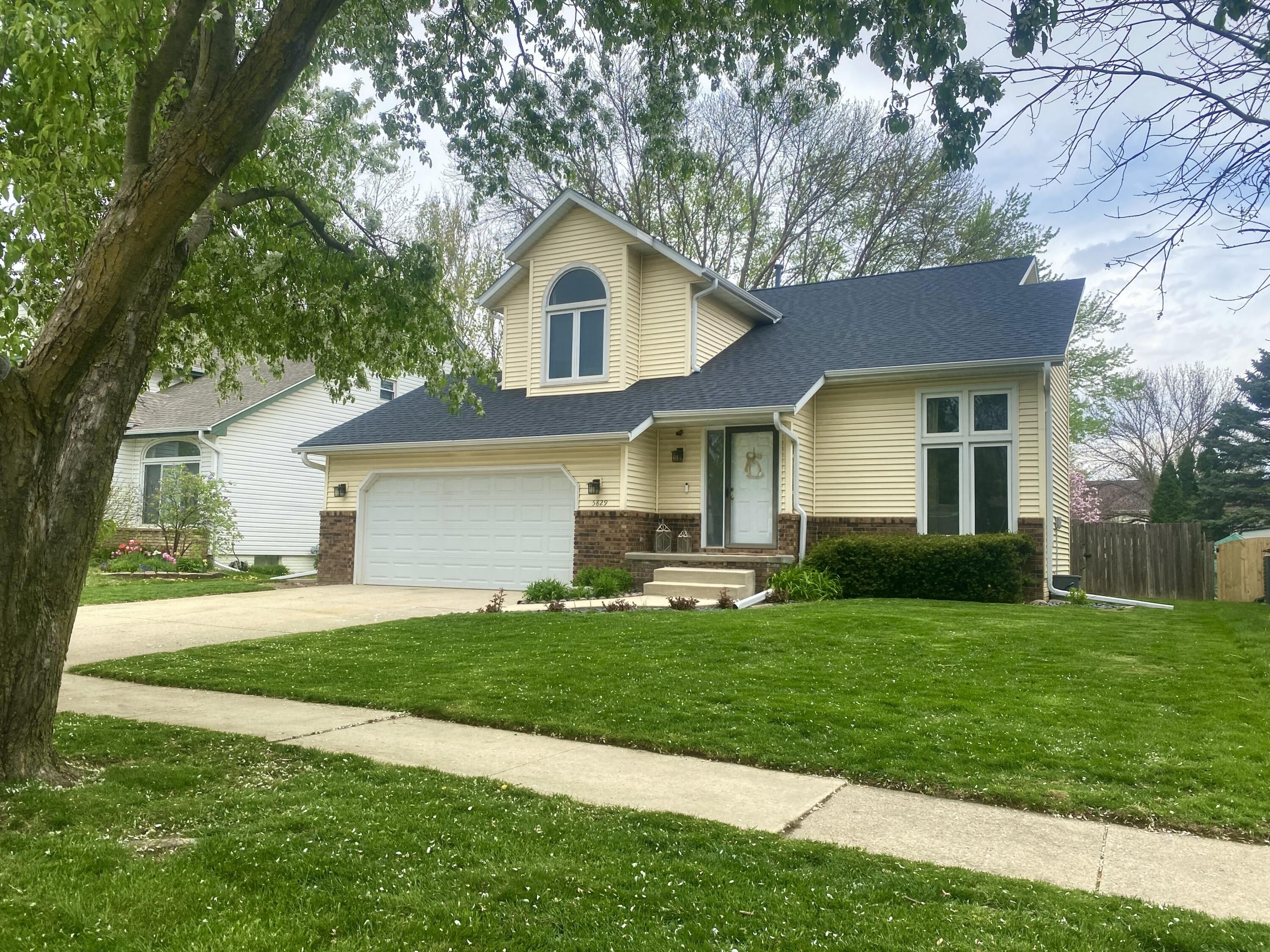 5829 Center Street Property Photo