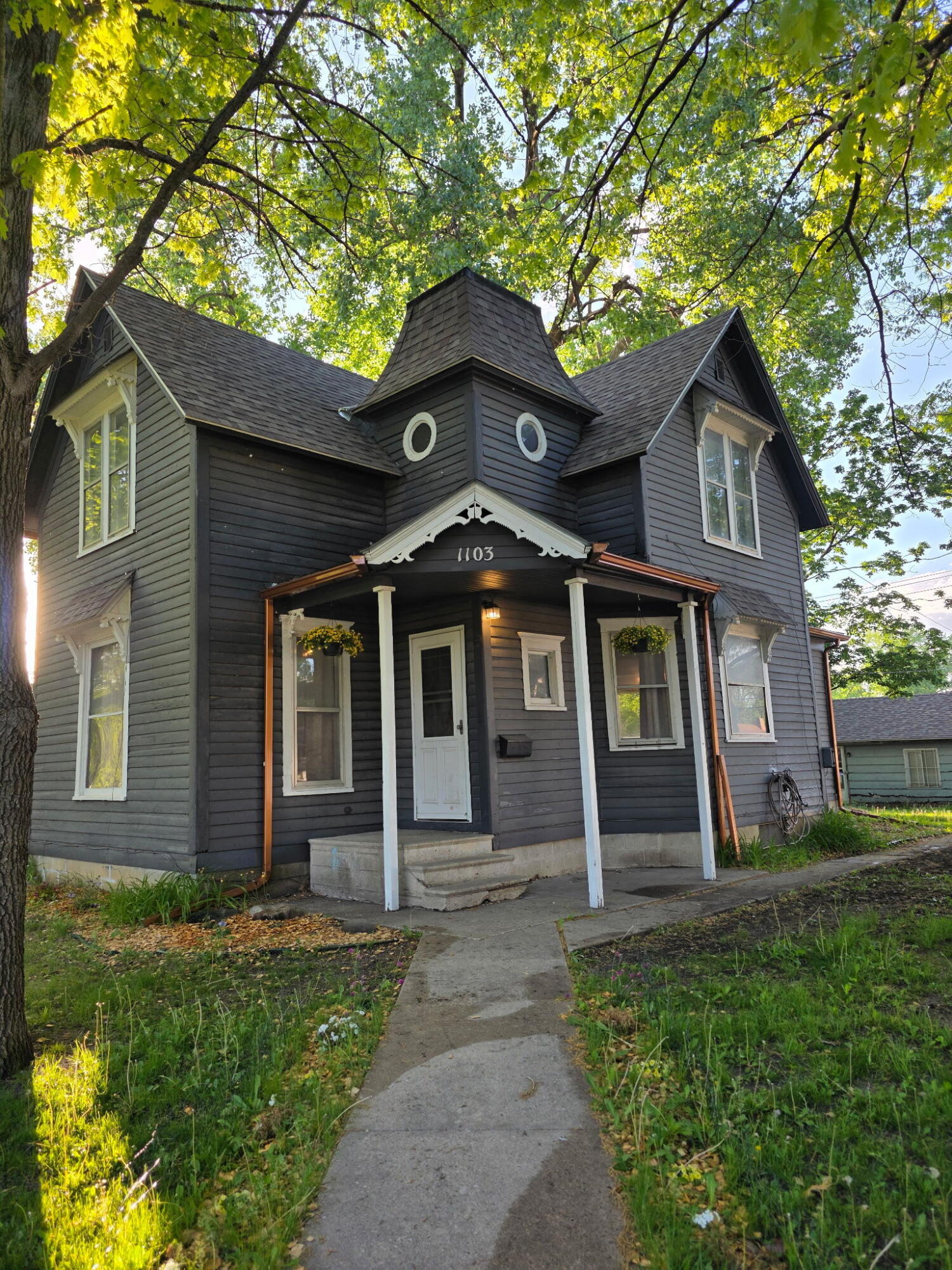 0032 Webster City Real Estate Listings Main Image