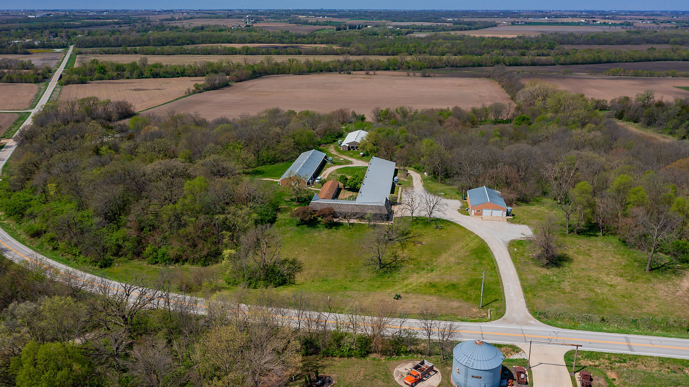 30805 595th Avenue Property Photo 1