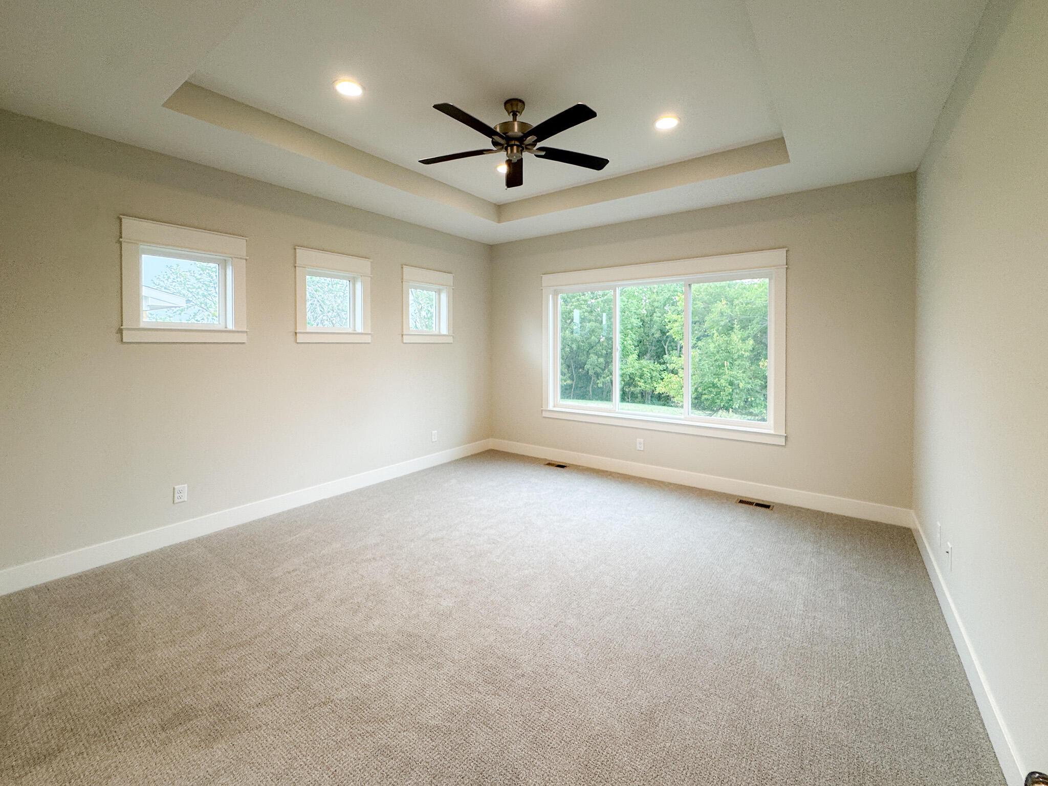 120 Nw Alderleaf Drive Property Photo 12