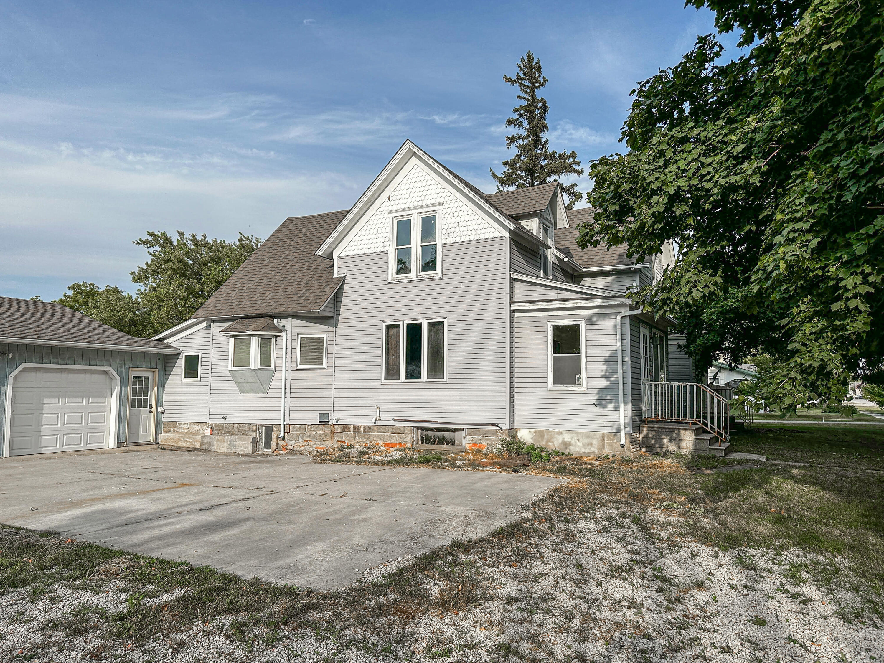 390 Main Street Property Photo 1