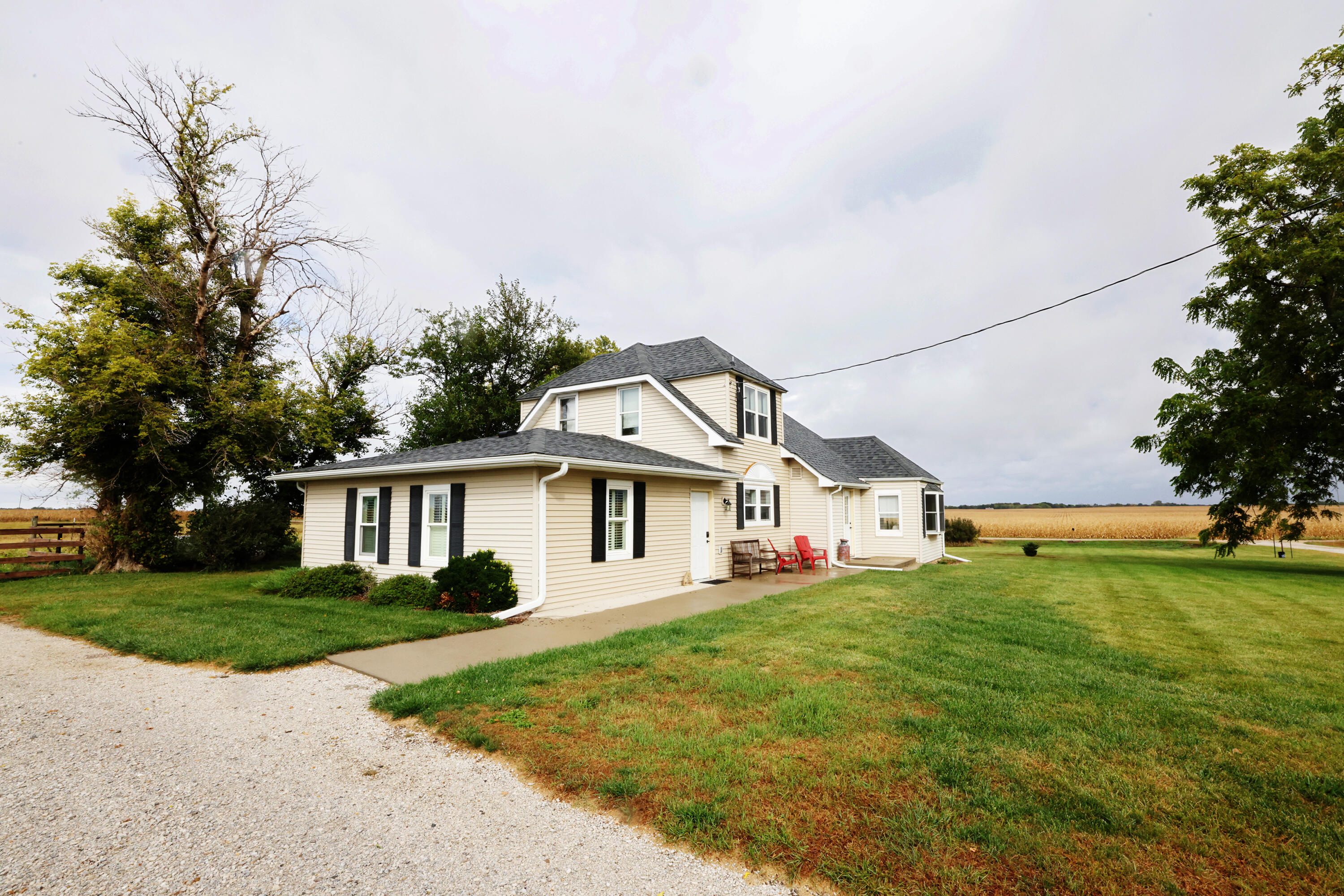 1437 K Avenue Property Photo 1