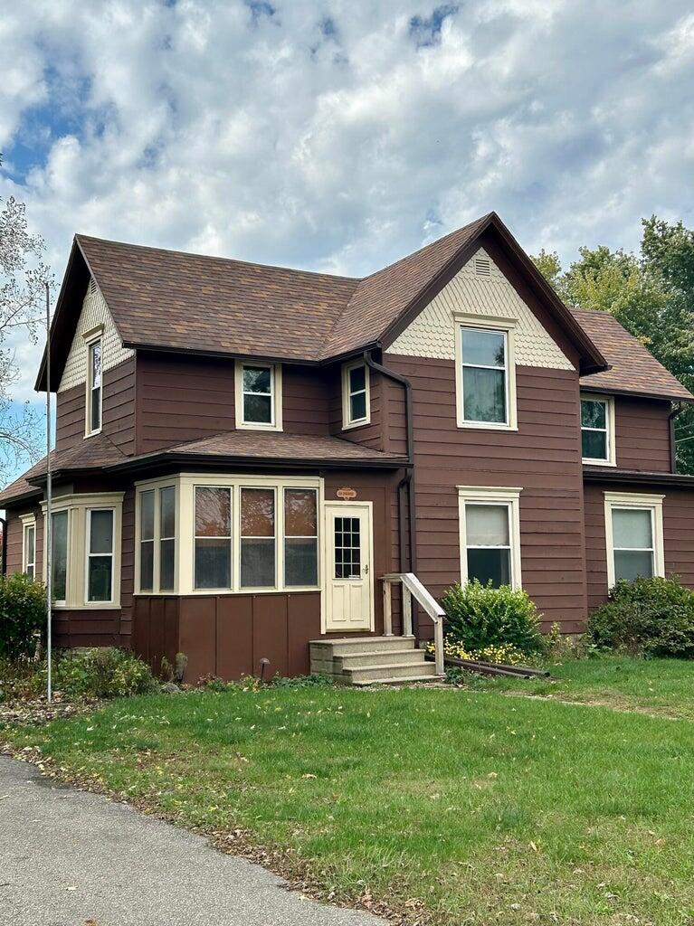 319 Sycamore Street Property Photo 1