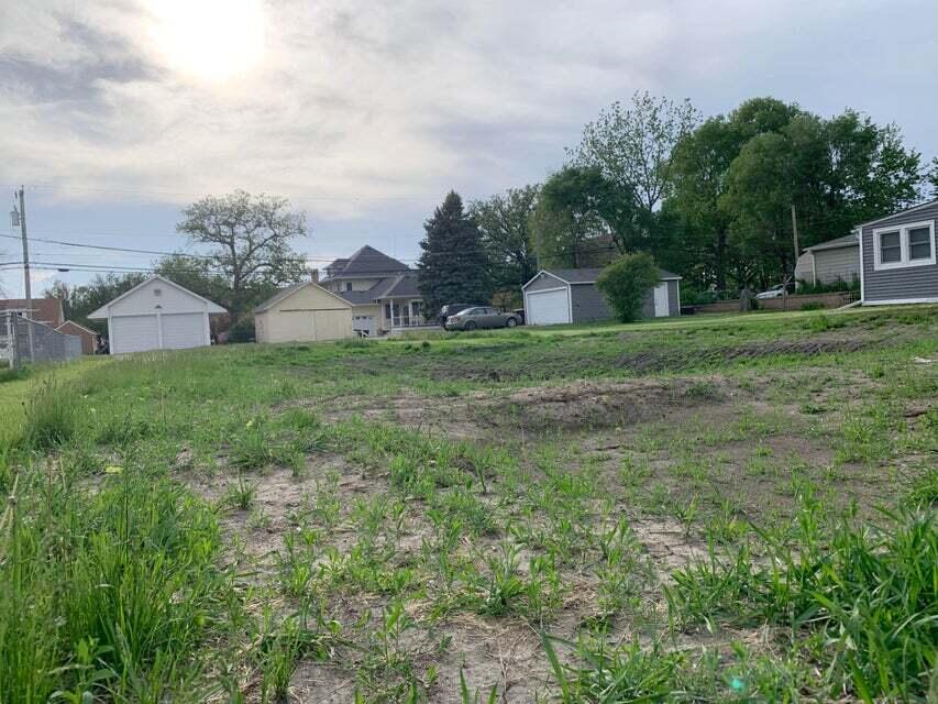 612 7th Street Property Photo 1