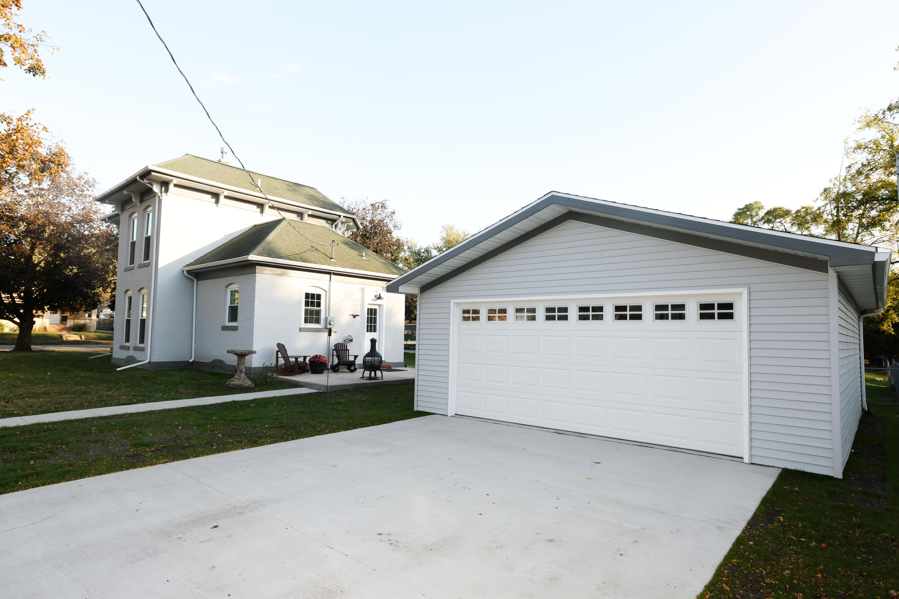 203 S Boone Street Property Photo 4