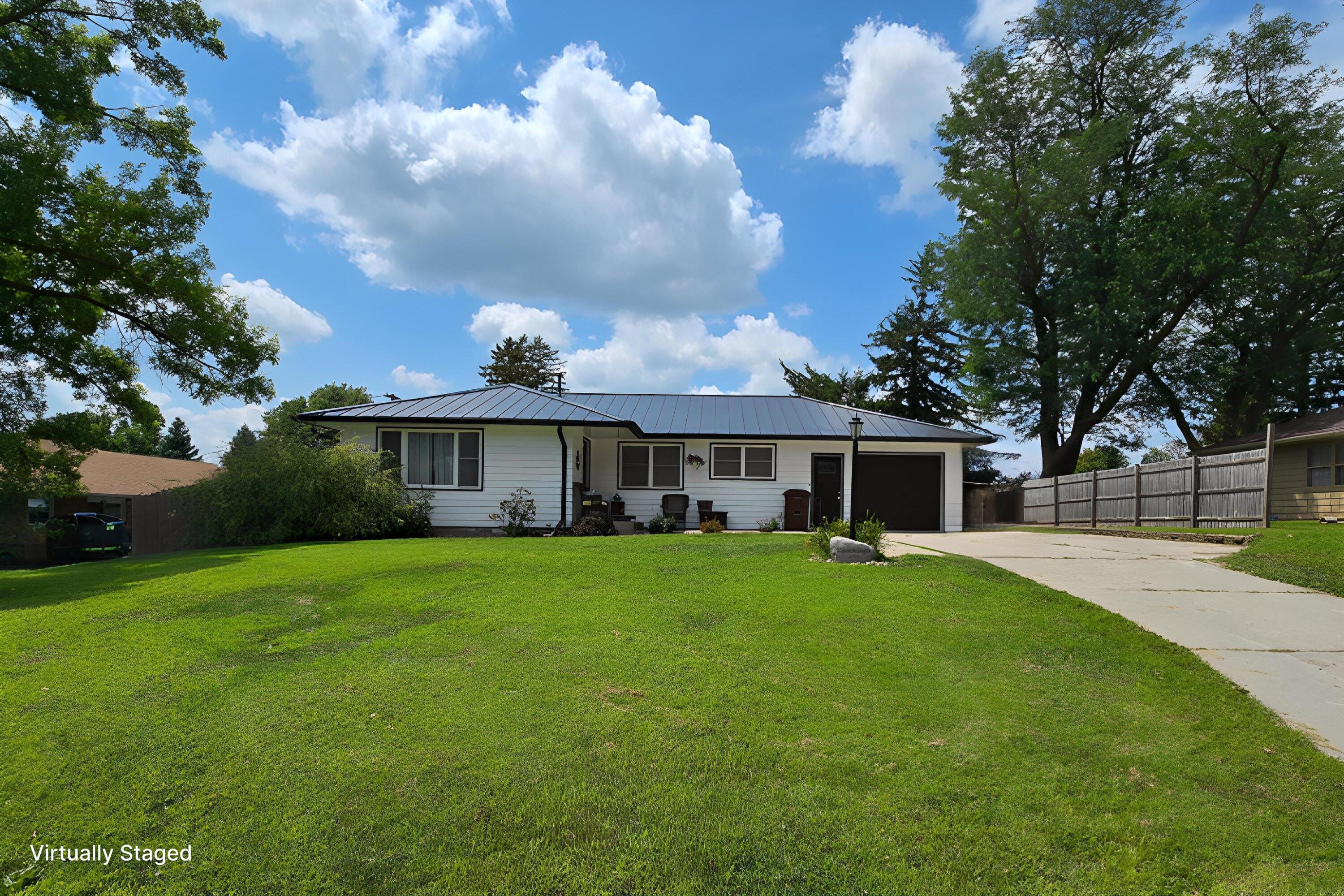 512 Maxwell Street Property Photo 1