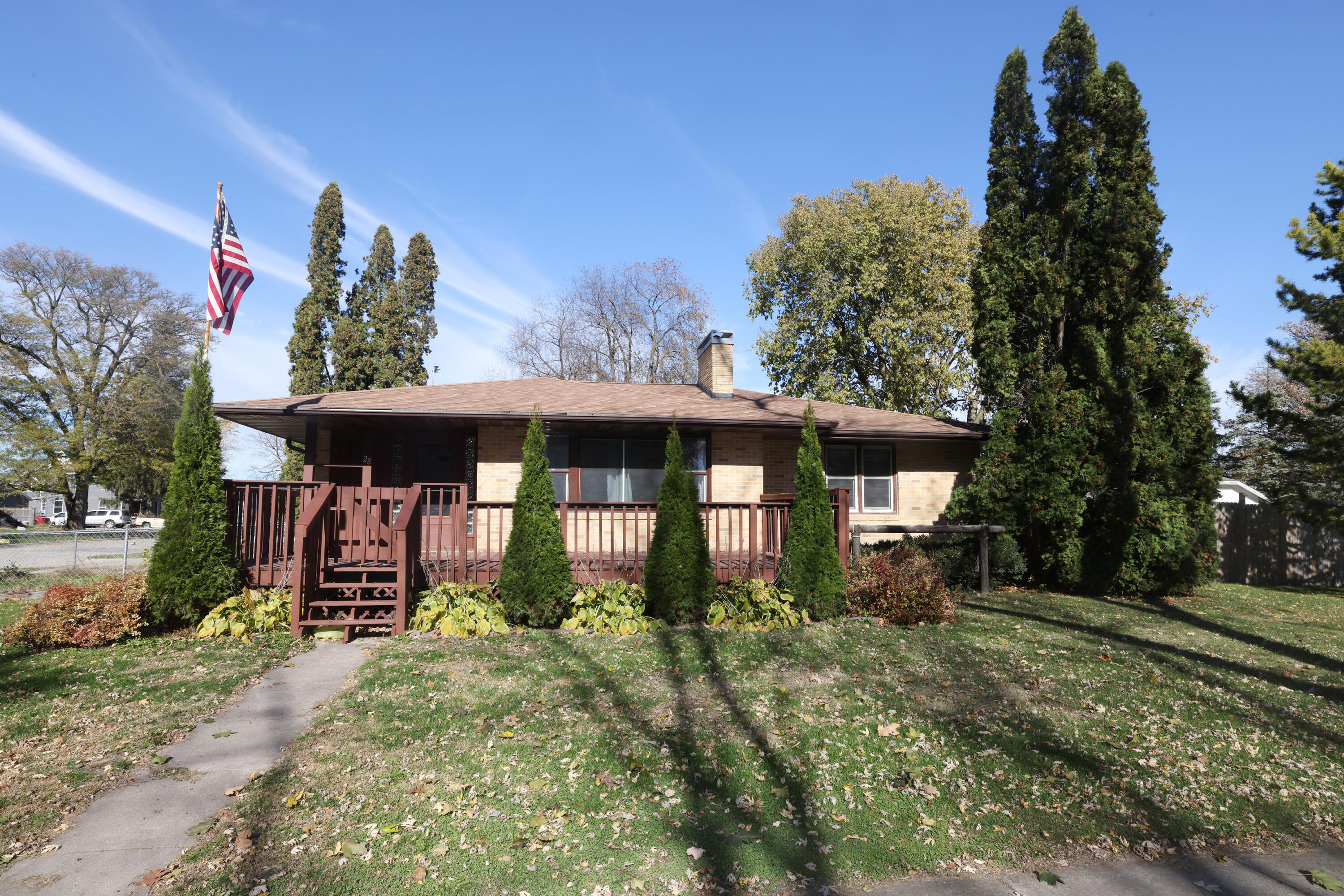 28 5th Avenue Property Photo 1