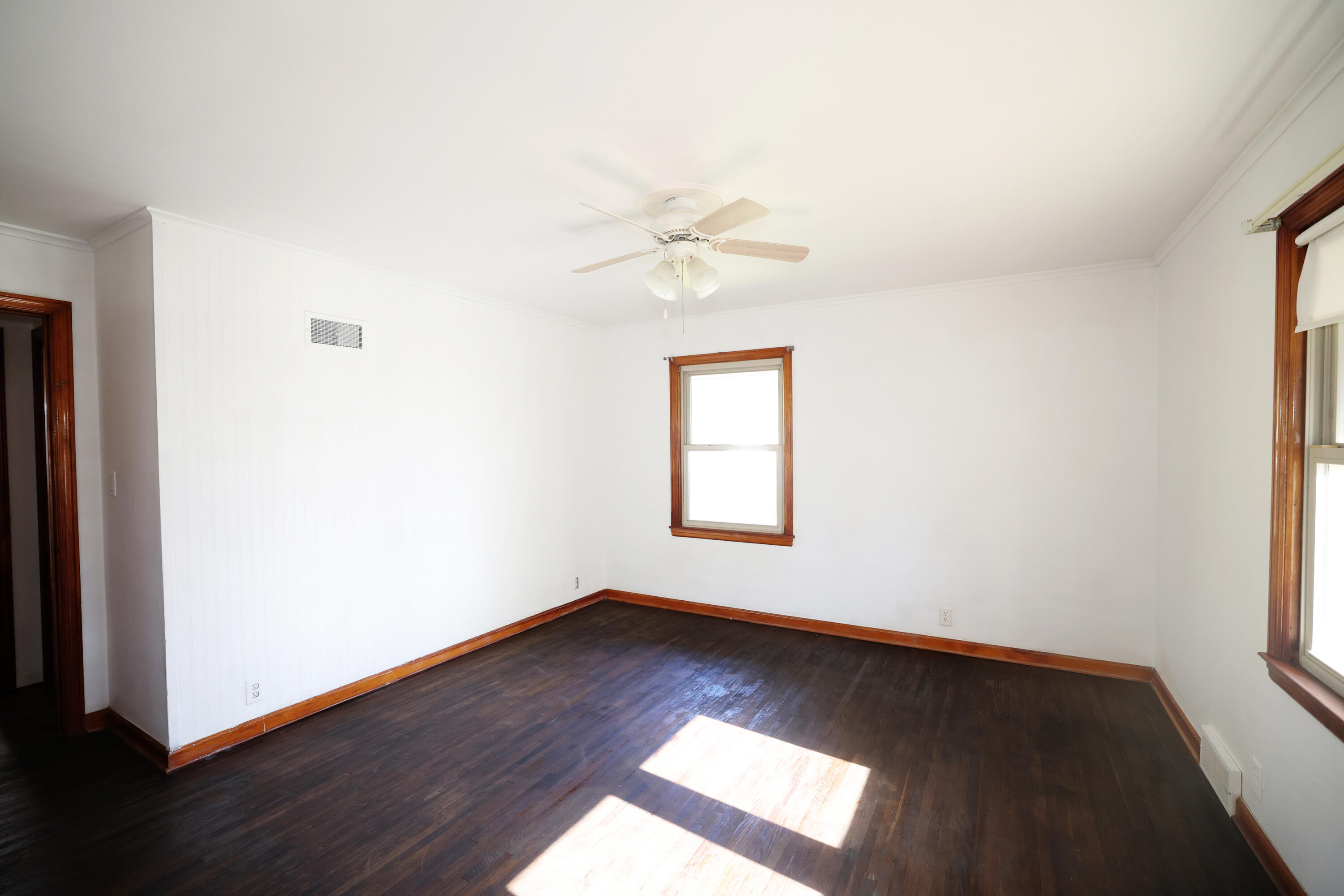 28 5th Avenue Nw Property Photo 16