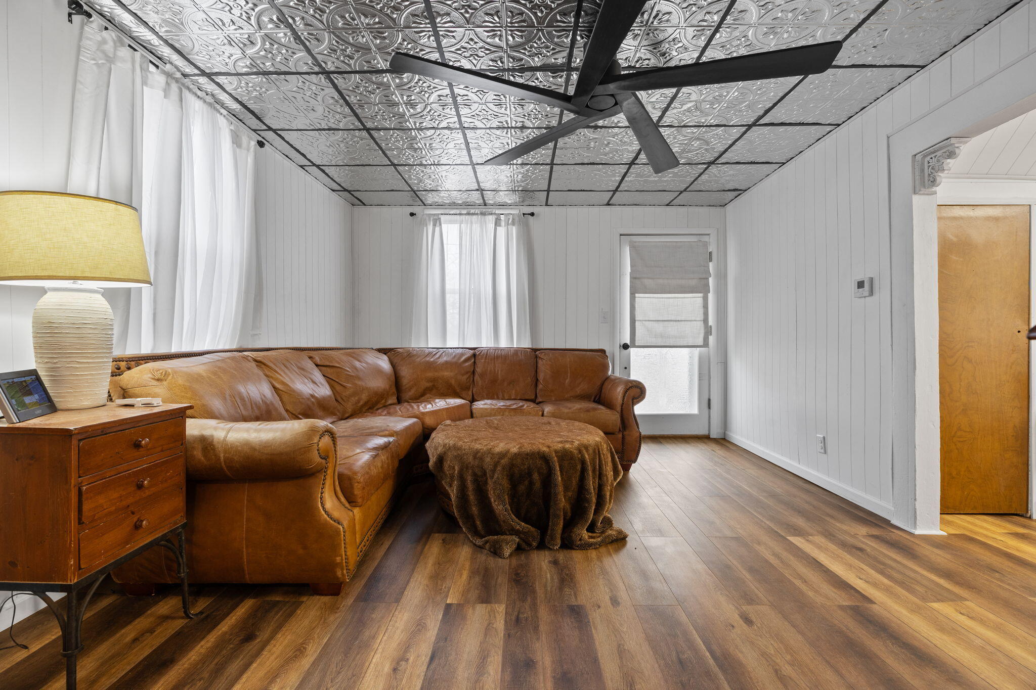 610 State Street Property Photo 4