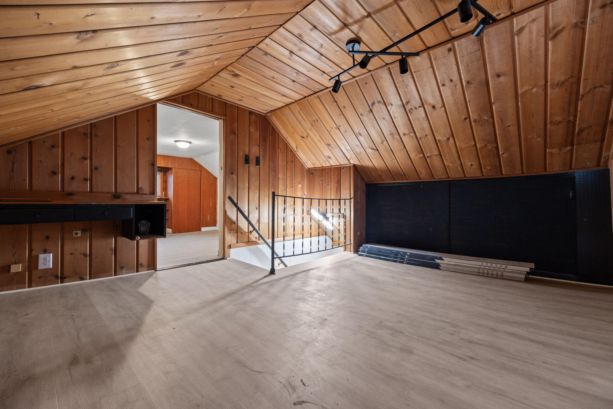 610 State Street Property Photo 12