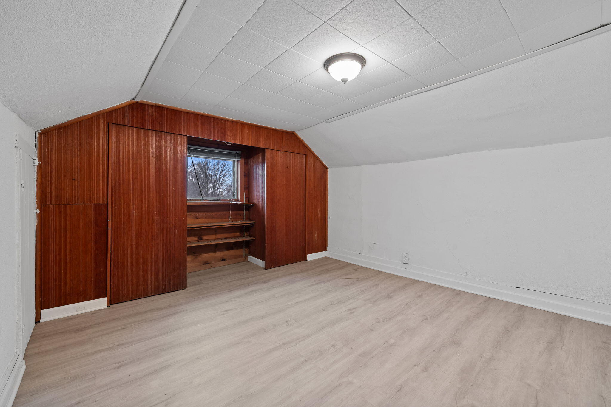 610 State Street Property Photo 13