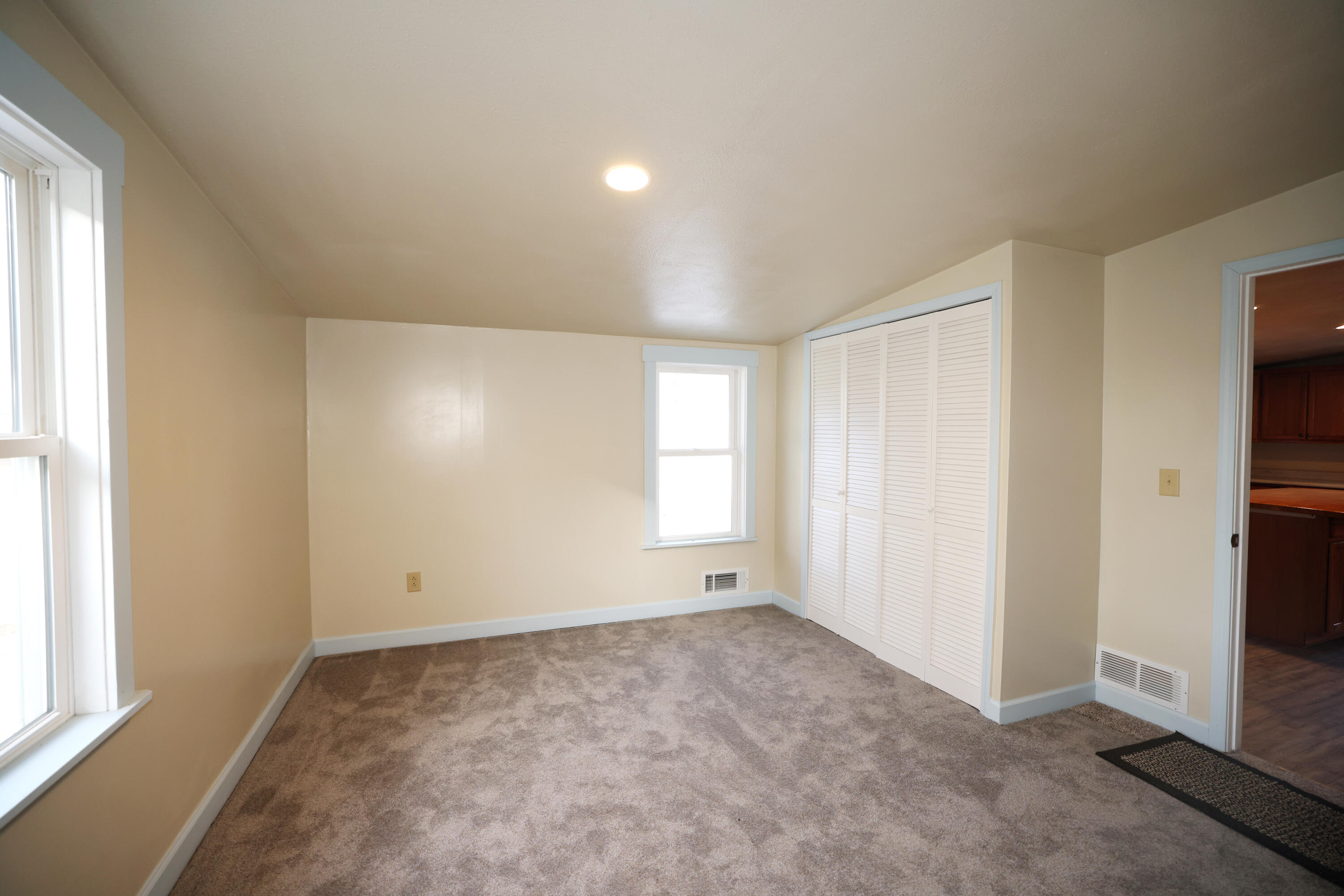 1009 Mamie Eisenhower Avenue Property Photo 26