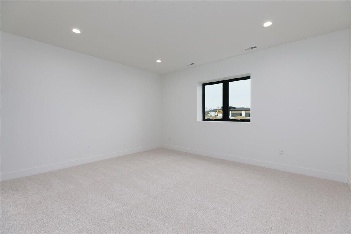 18239 Alderleaf Drive Property Photo 25