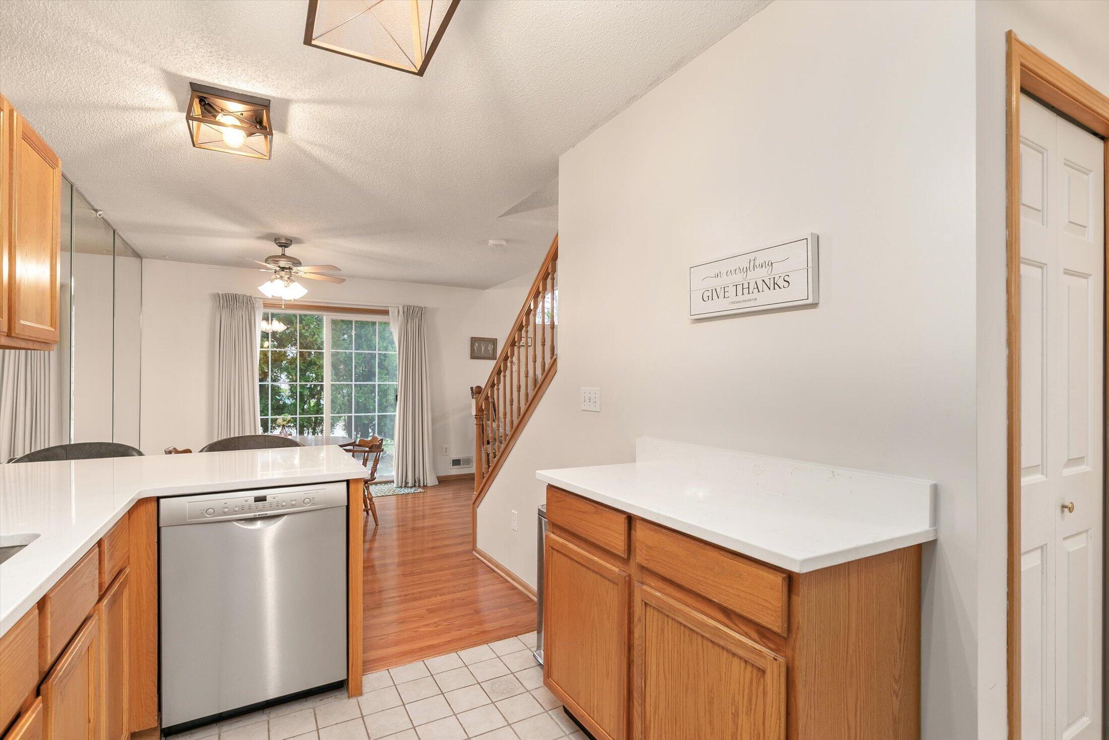 150 S Prairie View Drive 1112 Property Photo 10